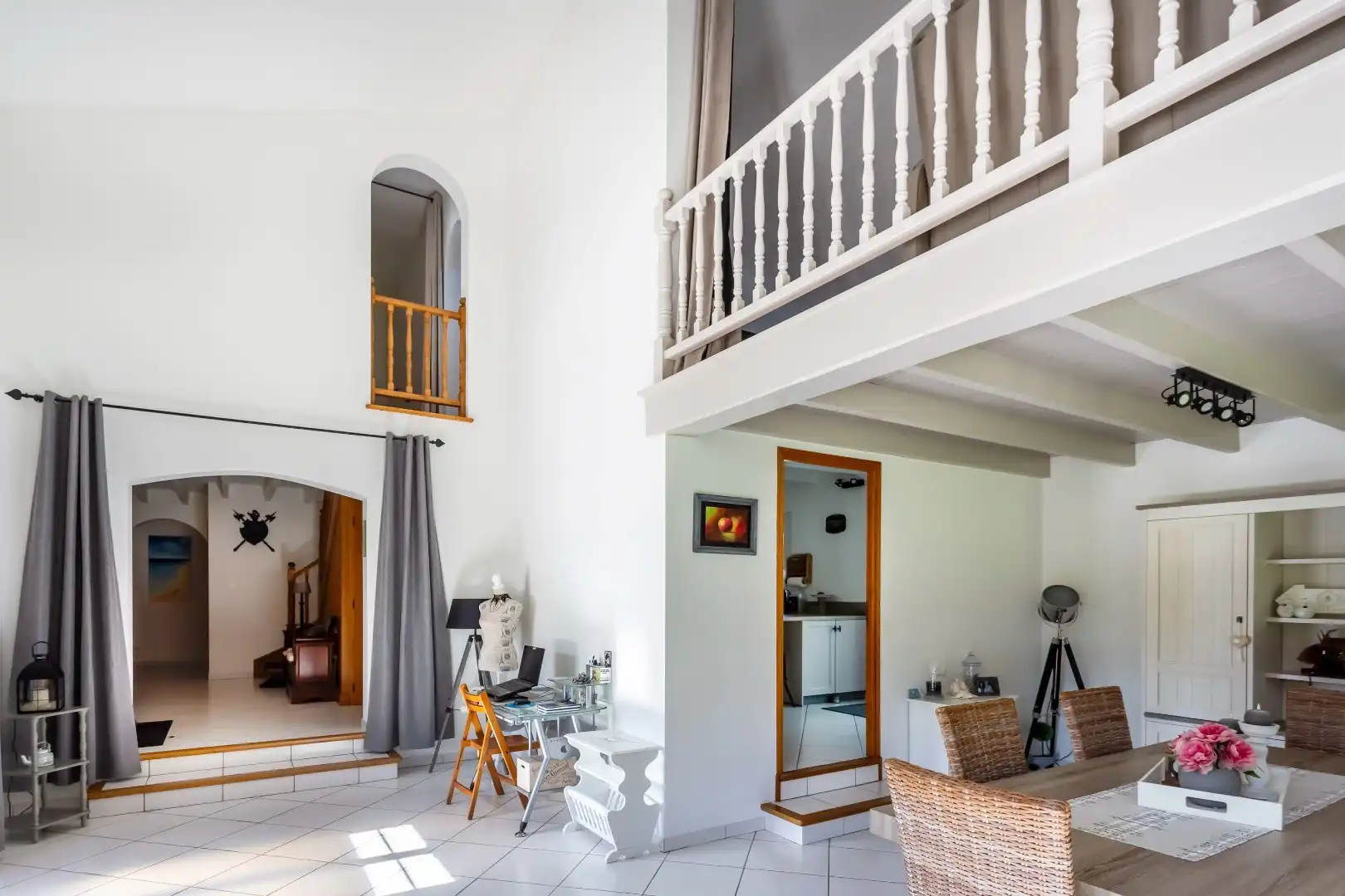 Unieke woning met karakter en een grote garage op uiterst rustige ligging in Mouthiers-sur-Boëme foto 9