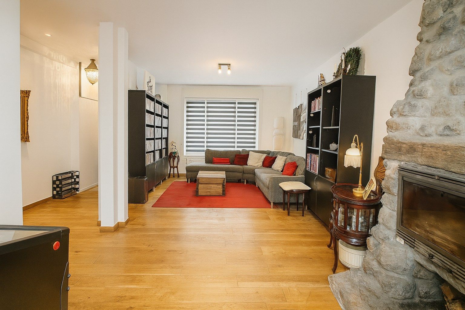 Unieke eigendom met woning, duplexappartement, magazijn en tuin op 508 m² gelegen te Burcht (Zwijndrecht)! foto 2