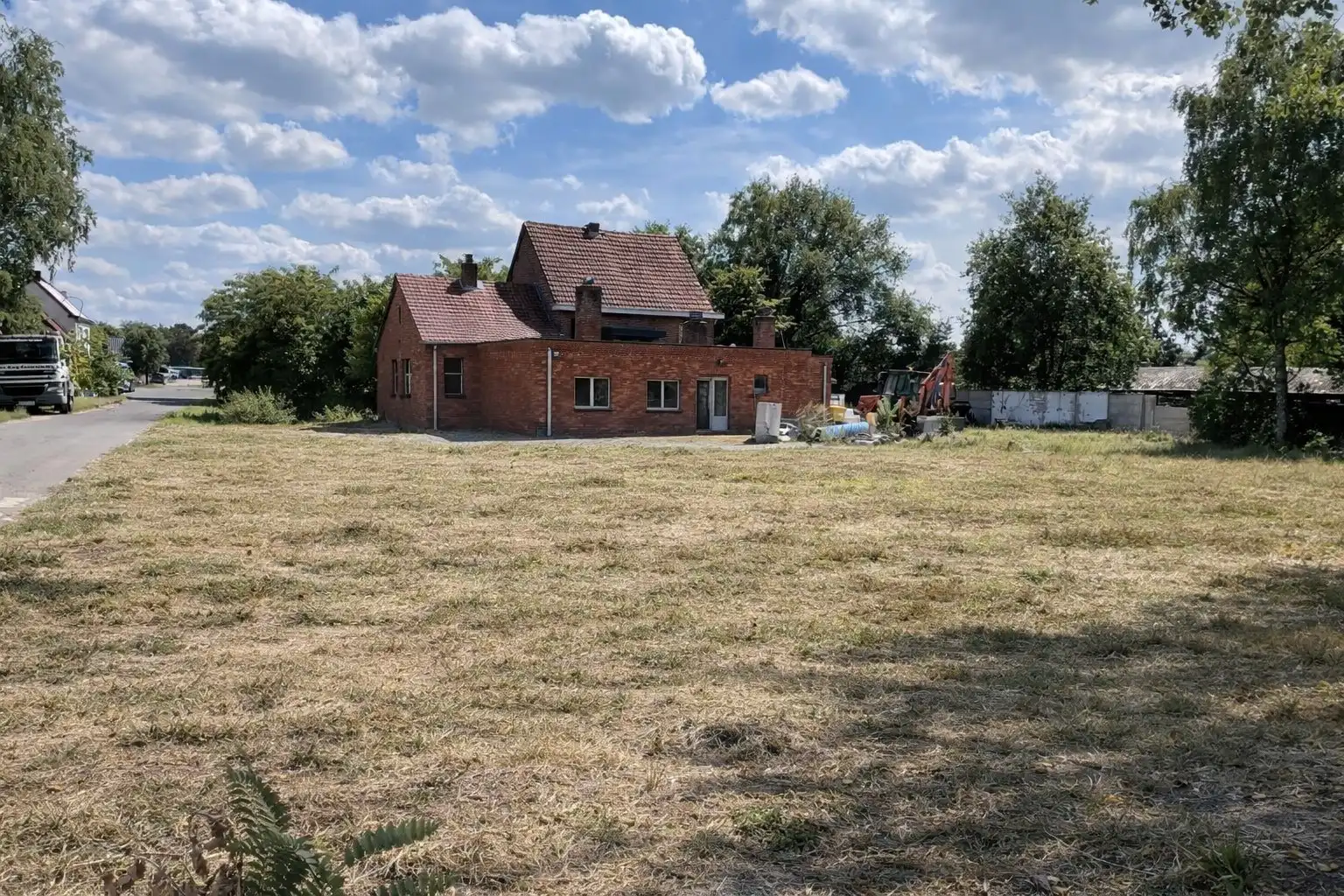 Dubbele woonst op 3000m²  met uitzicht op natuur en water foto 2