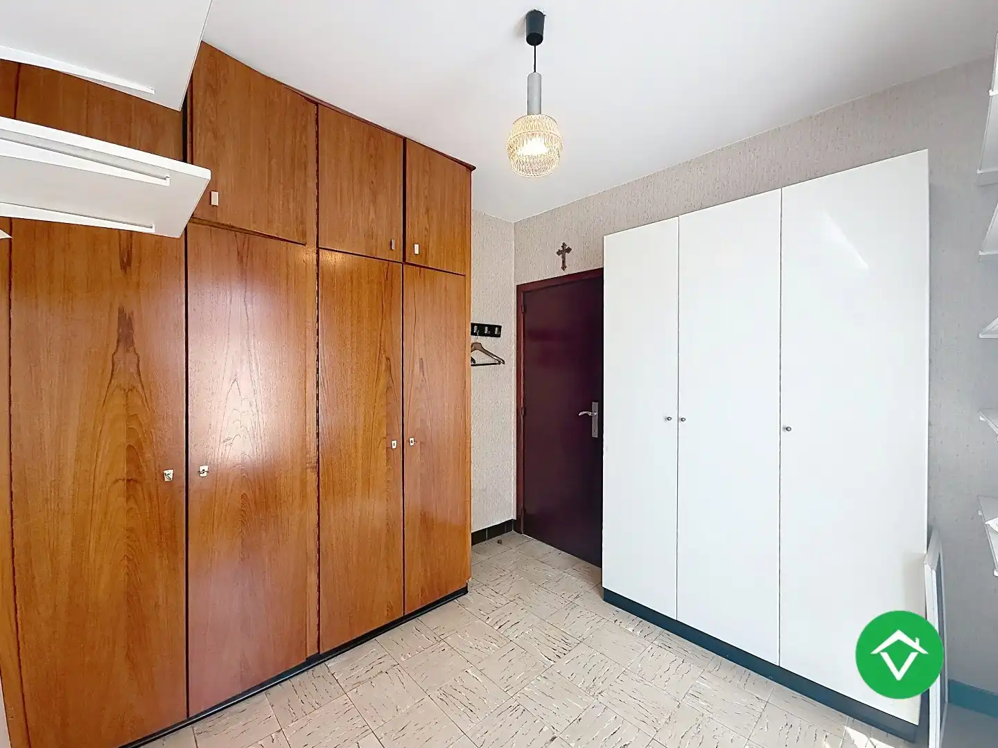 Gezinswoning met polyvalente ruimte, vijf slaapkamers en inpandige garage te Koekelare foto 5