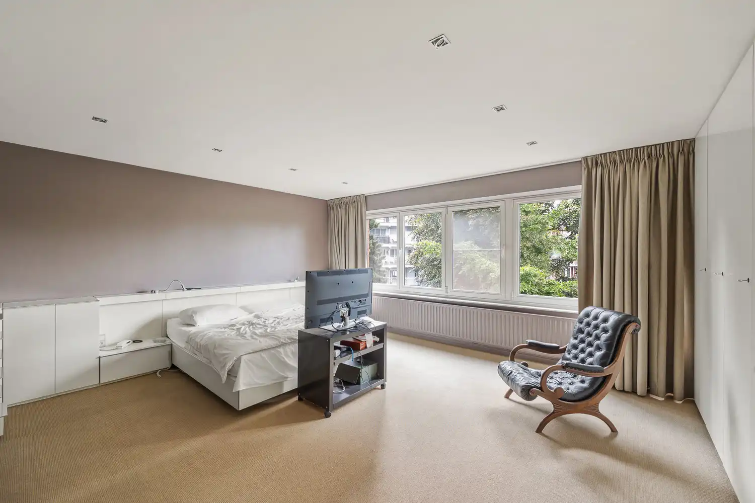 Riante seventies dokterswoning met terras en tuin op gegeerde locatie foto 20