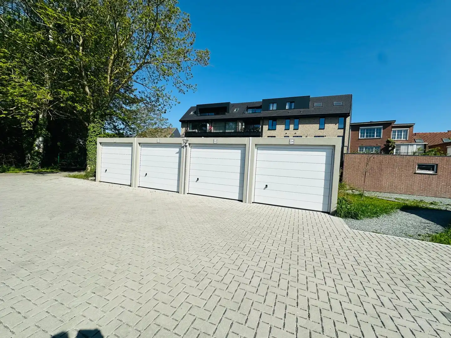 Nieuw gelijkvloers appartement met tuin en garage foto 12