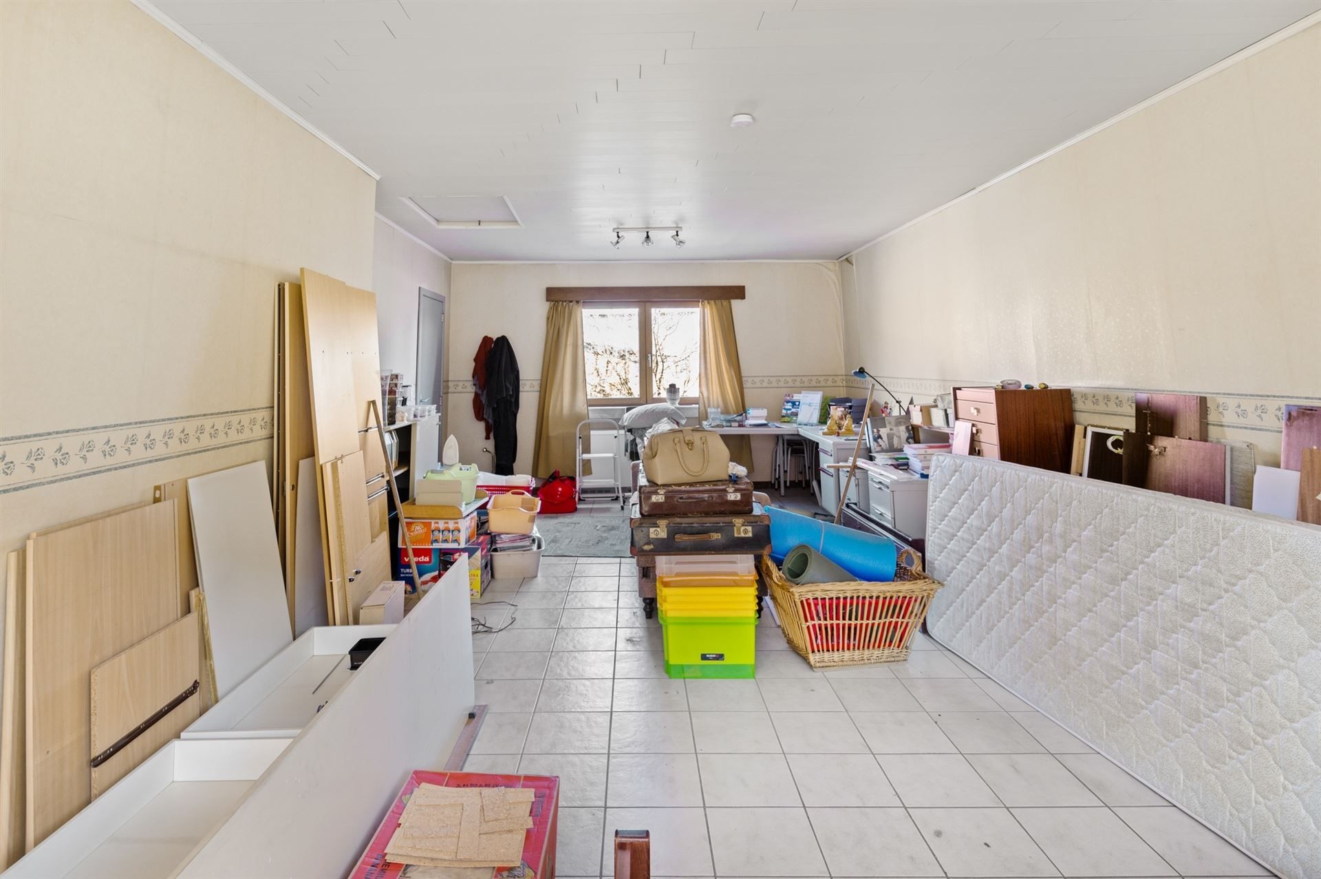 RUIME 5-SLPK-WONING MET GROTE TUIN foto 12