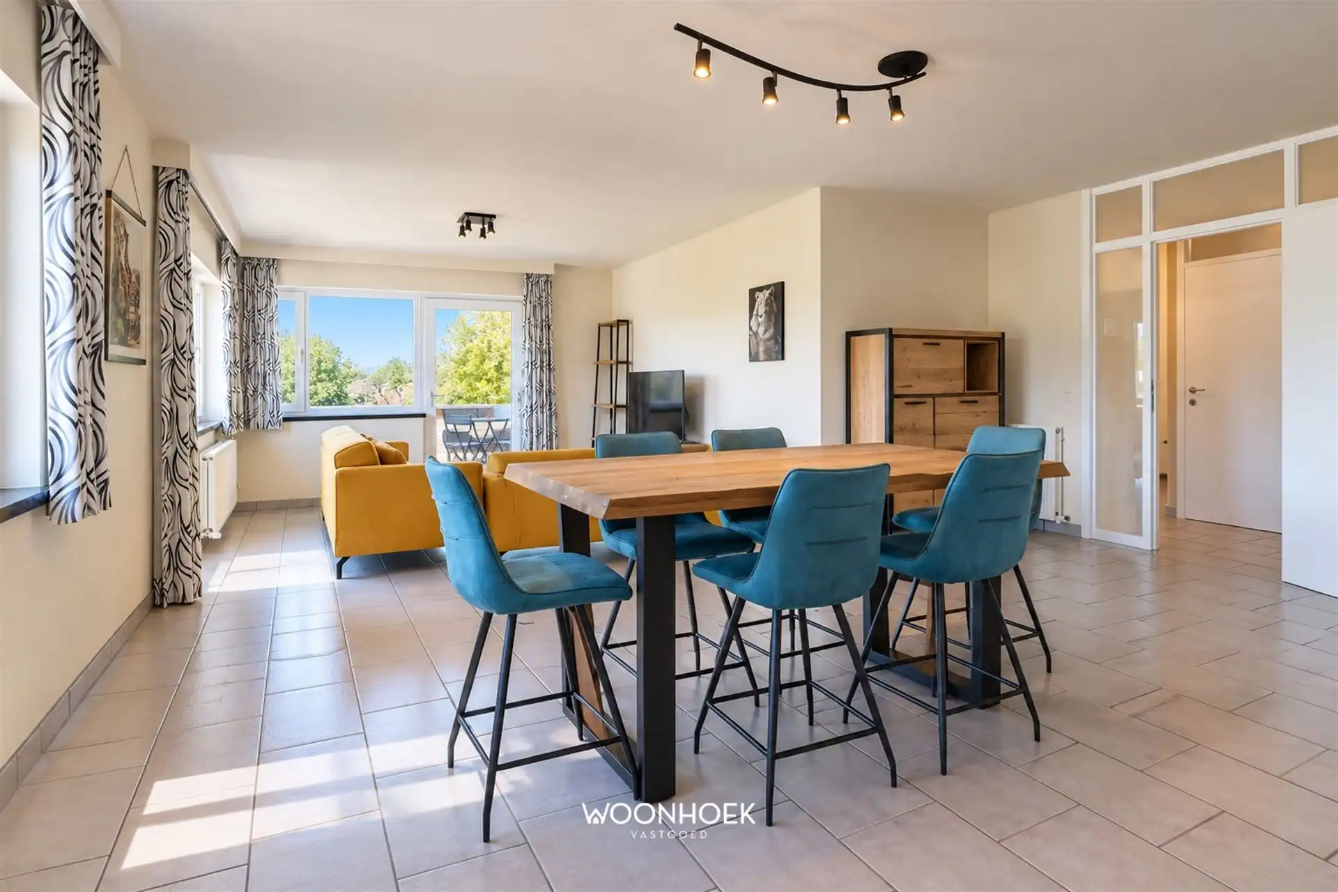 Instapklaar 2-slpk appartement met terras en staanplaats foto 5