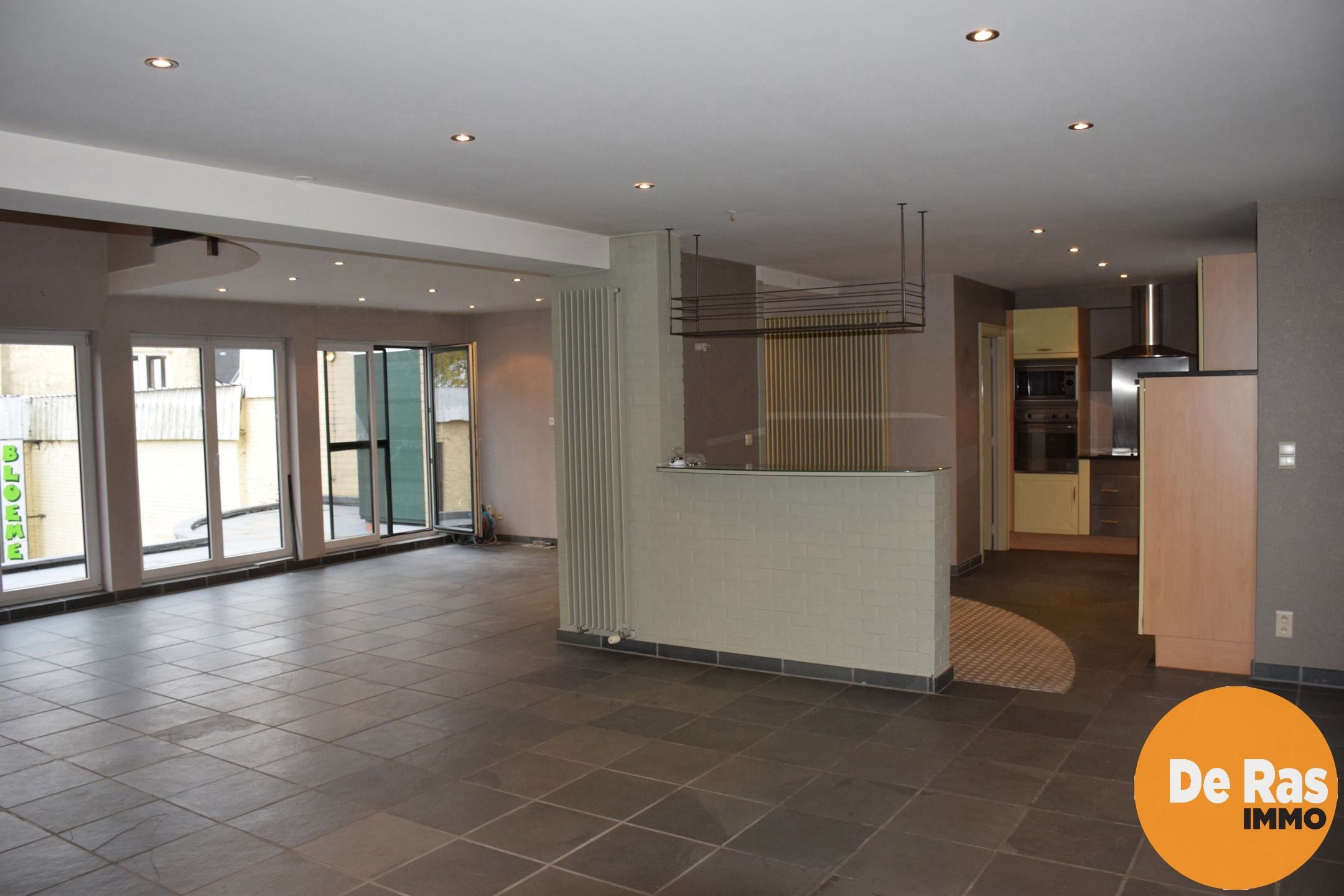 AALST - Centraal gelegen bel-etagewoning met magazijn  foto 5