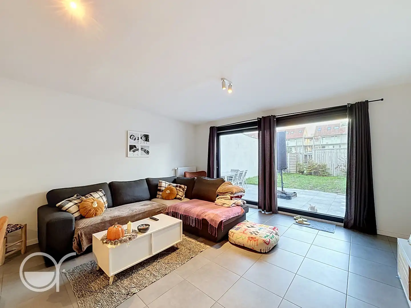 Modern 2-slaapkamerappartement met zonnige tuin foto 4