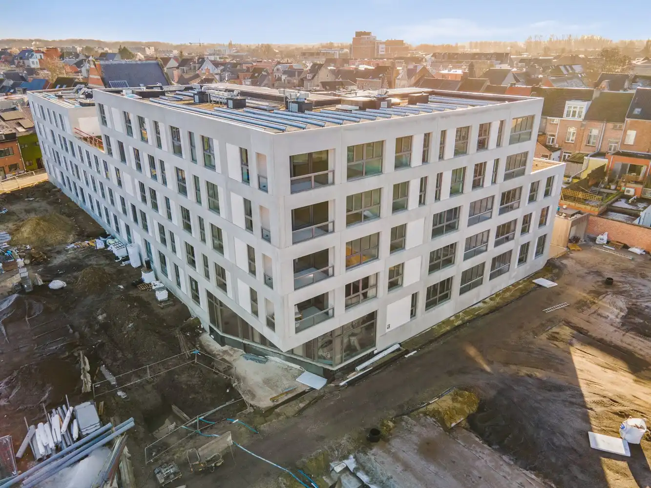 Stijlvol 3-slaapkamerappartement met wintertuin in hartje Lier foto 2