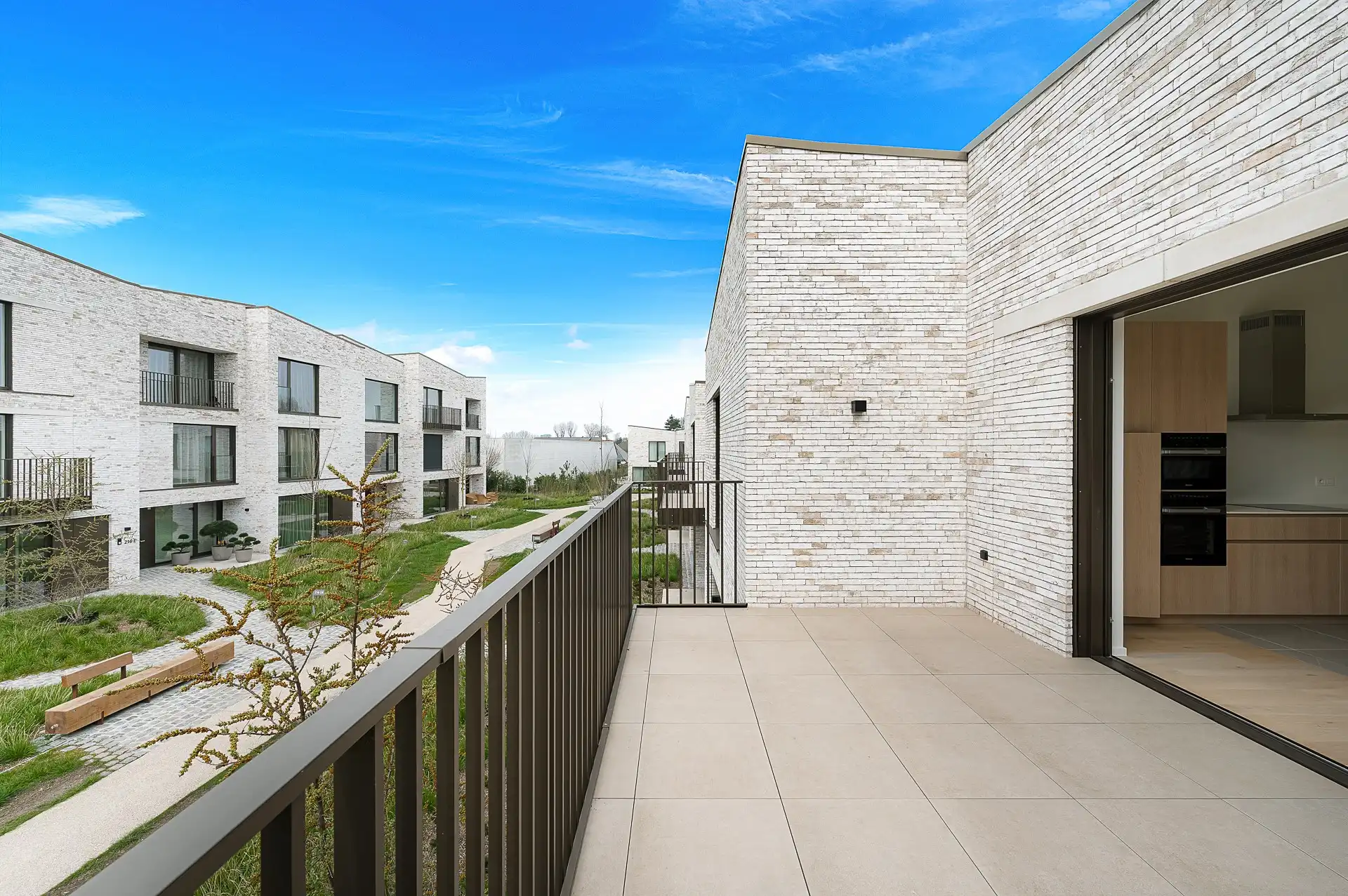 Architecturale BEN-woning met uitzonderlijke leefruimte en zonovergoten terrassen foto 15