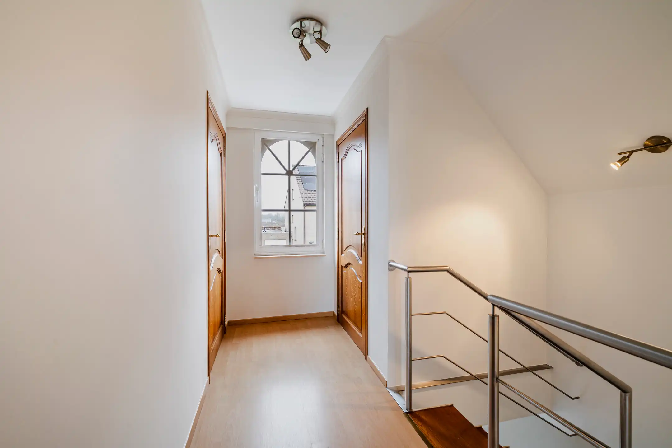 Prachtige dorpswoning op 1.099 m² foto 15