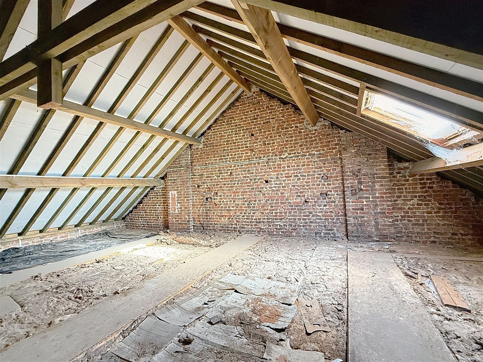 Gerenoveerde ruime woning, tuin, bijgebouw, 5a 45ca foto 59