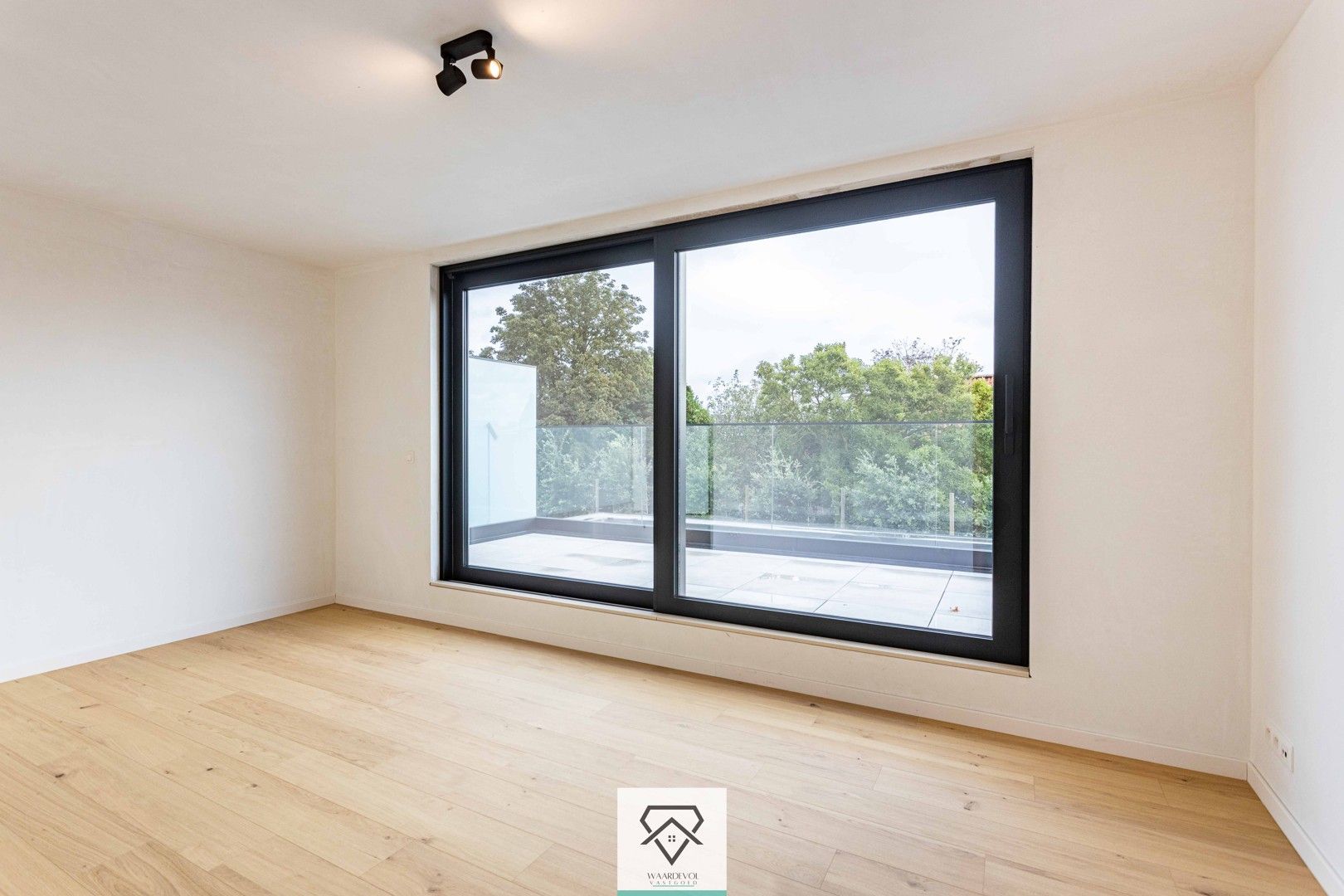 Hoogwaardig en instapklaar afgewerkte nieuwbouw te koop foto 20