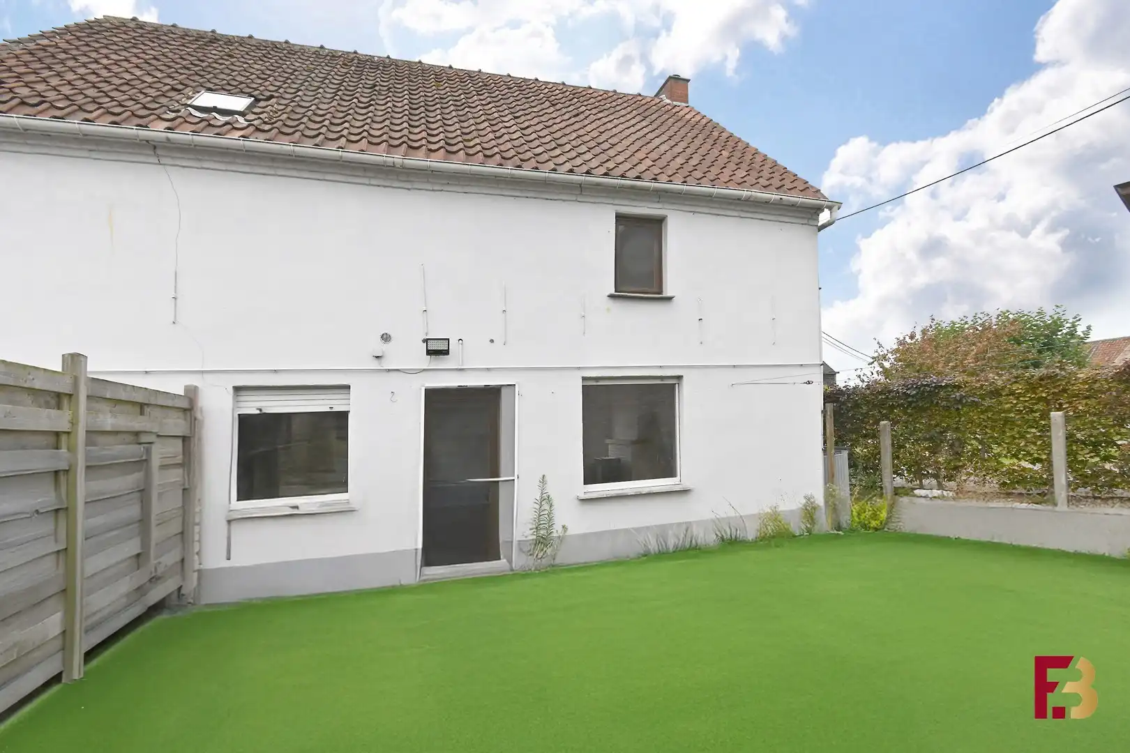 Gezellige half open bebouwing nabij het centrum van Merelbeke foto 14