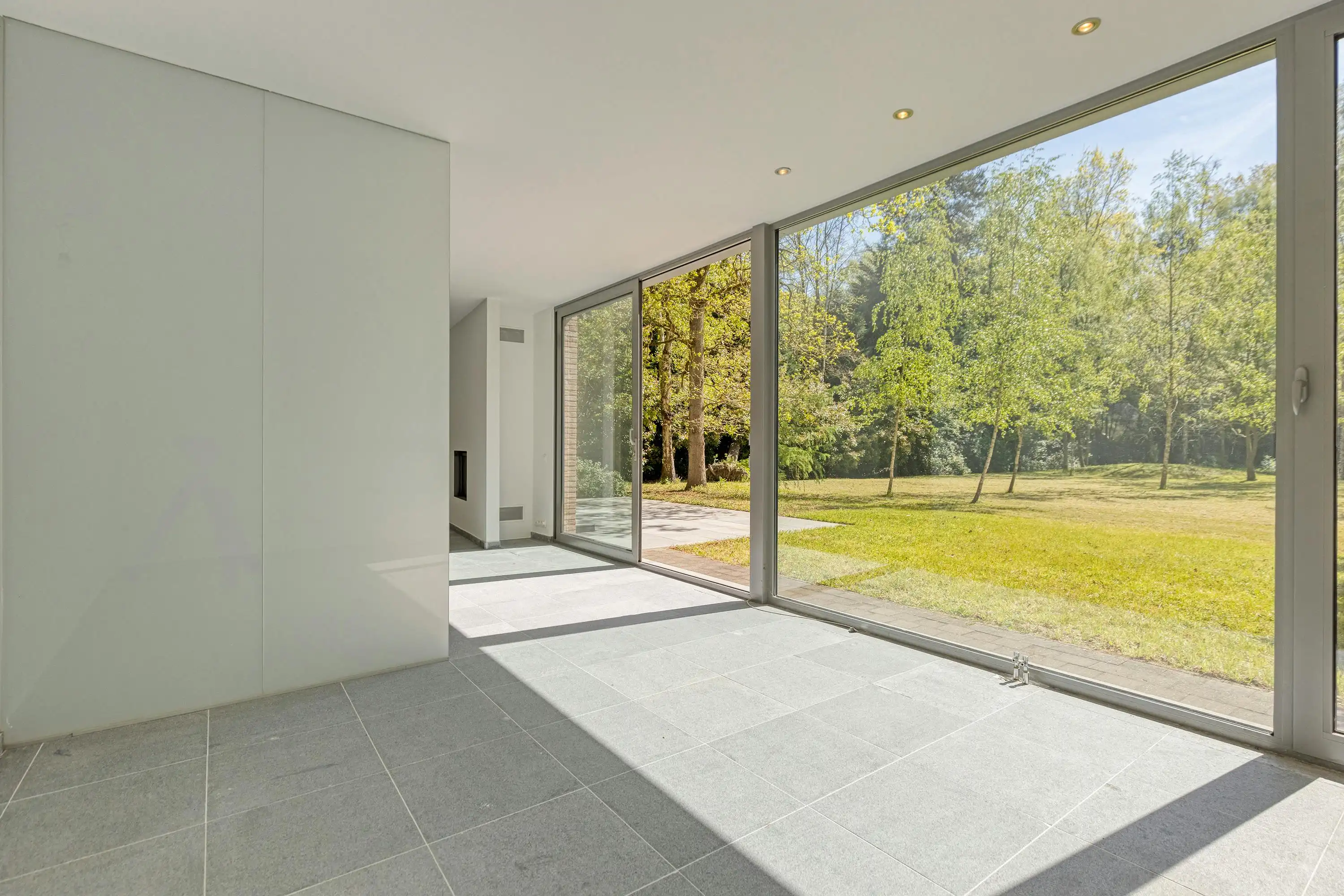 Exclusieve villa in Schilde met ruime zuid-gerichte tuin. foto 11