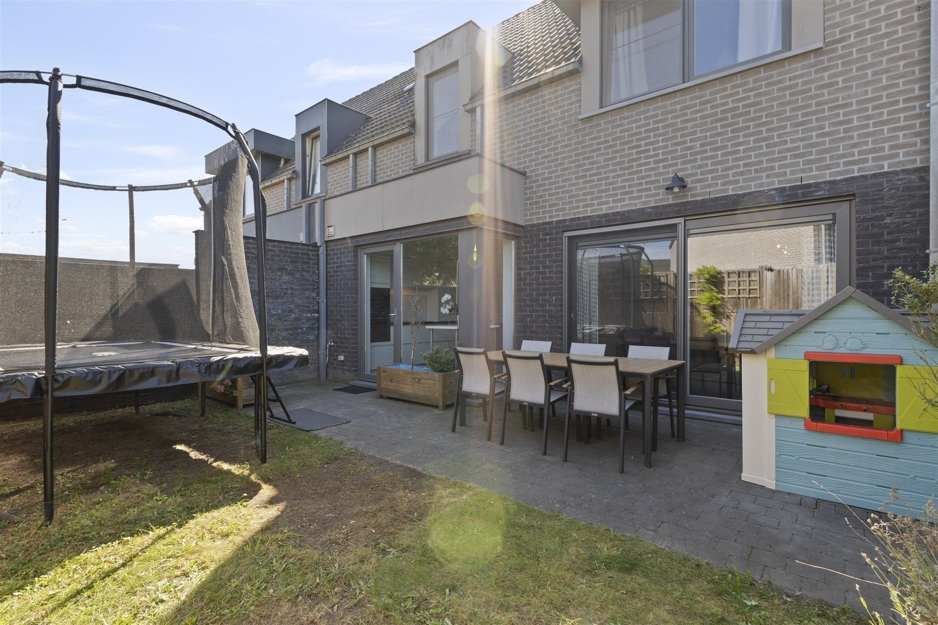 Recente bebouwing met 3 slaapkamers foto 17
