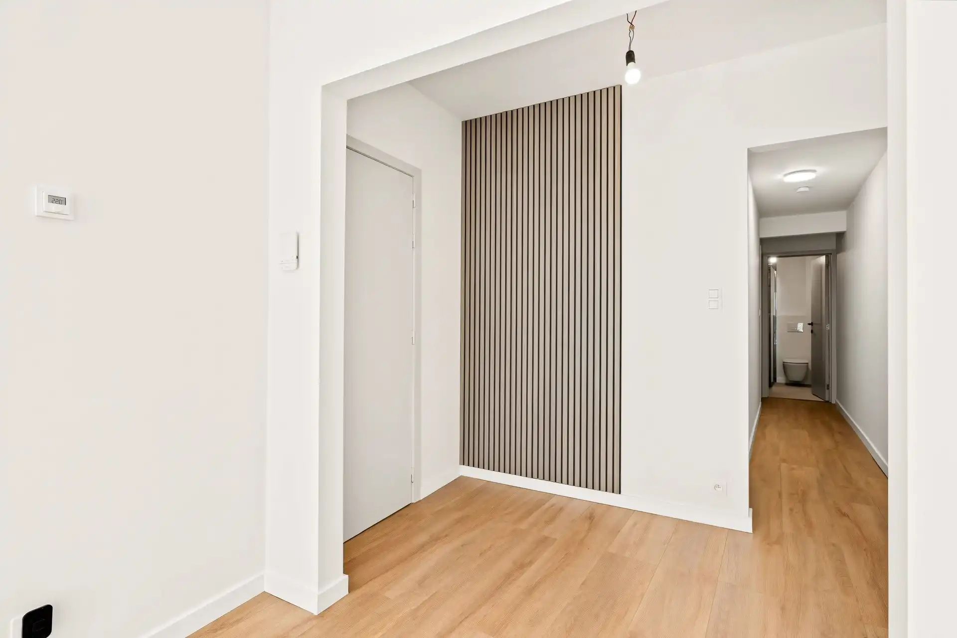 Instapklaar appartement in het hartje Sint-Niklaas foto 8
