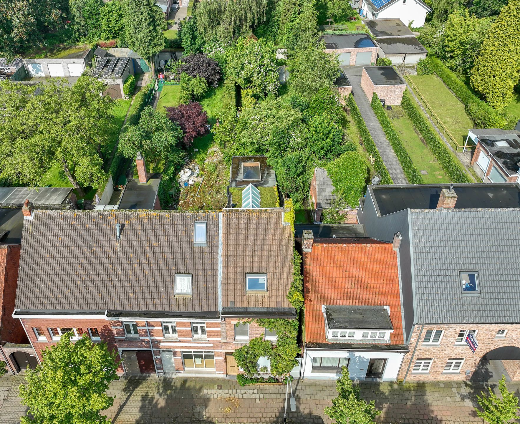 Karaktervolle woning met tuin en zij-ingang, in het centrum foto 41