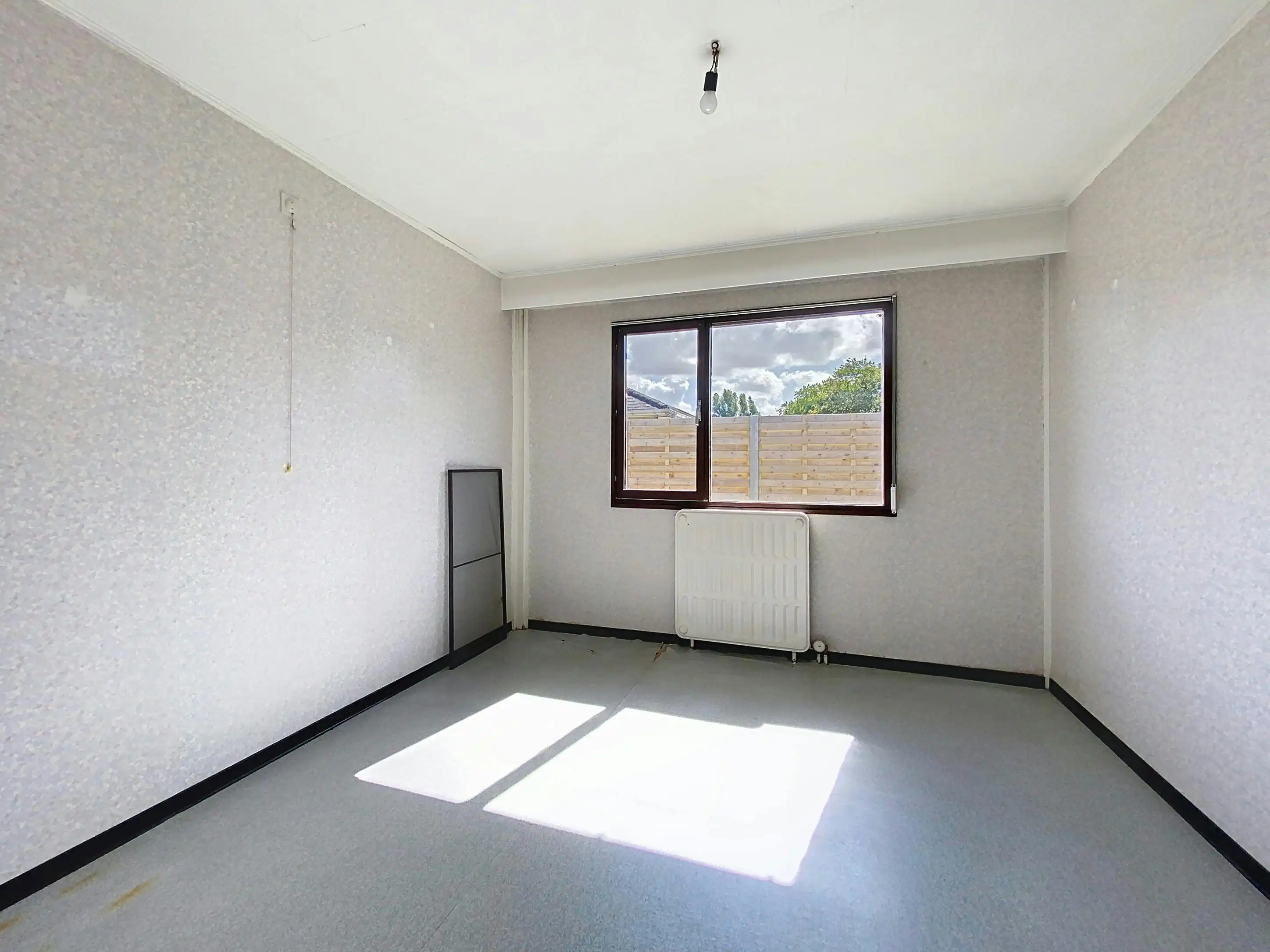 Te renoveren huis met 3 slaapkamers te koop in Heist foto 9
