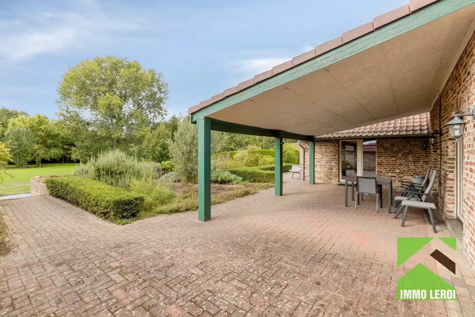 Karaktervolle villa op ruim perceel met prachtige tuin in Tongeren-Mal foto 4