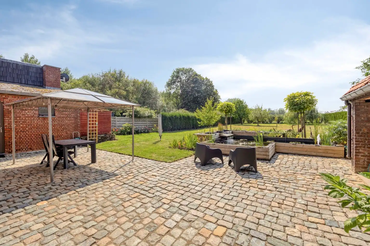 MOOI GERENOVEERDE HOEVE IN LINTER foto 22