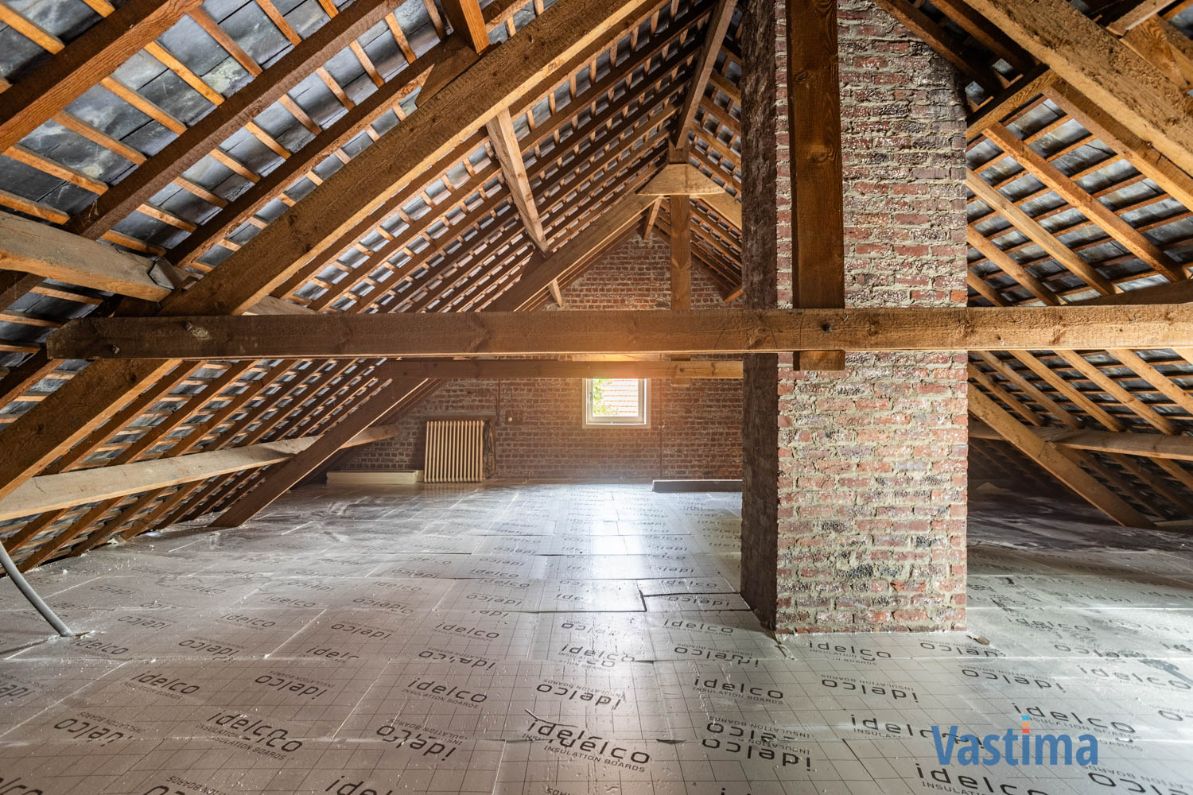 Lichtrijke villa met royale tuin vlak bij natuur & stadsleven foto 23