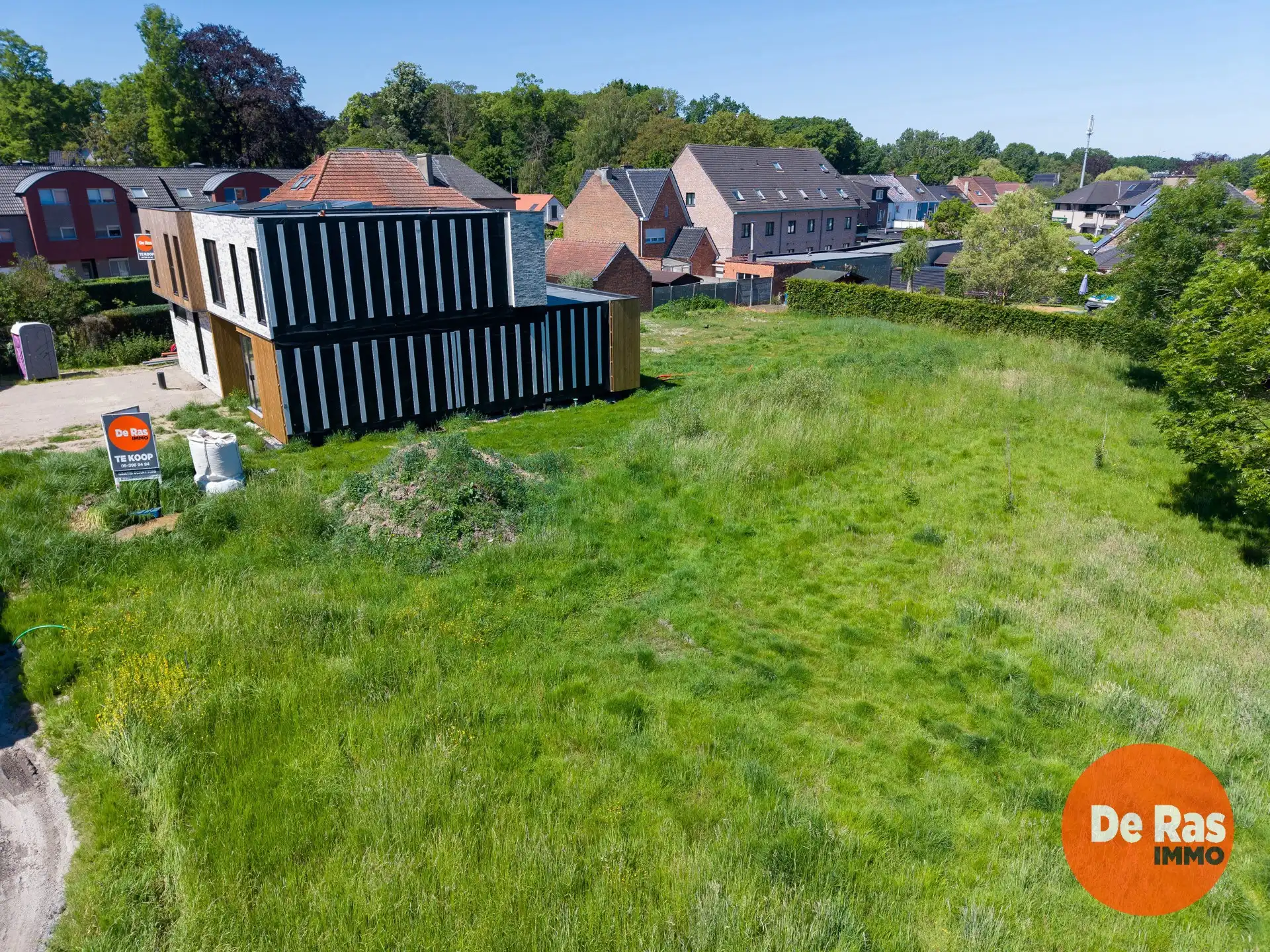 EREMBODEGEM - Ideaal gelegen bouwgrond voor HOB op +- 5a foto 3