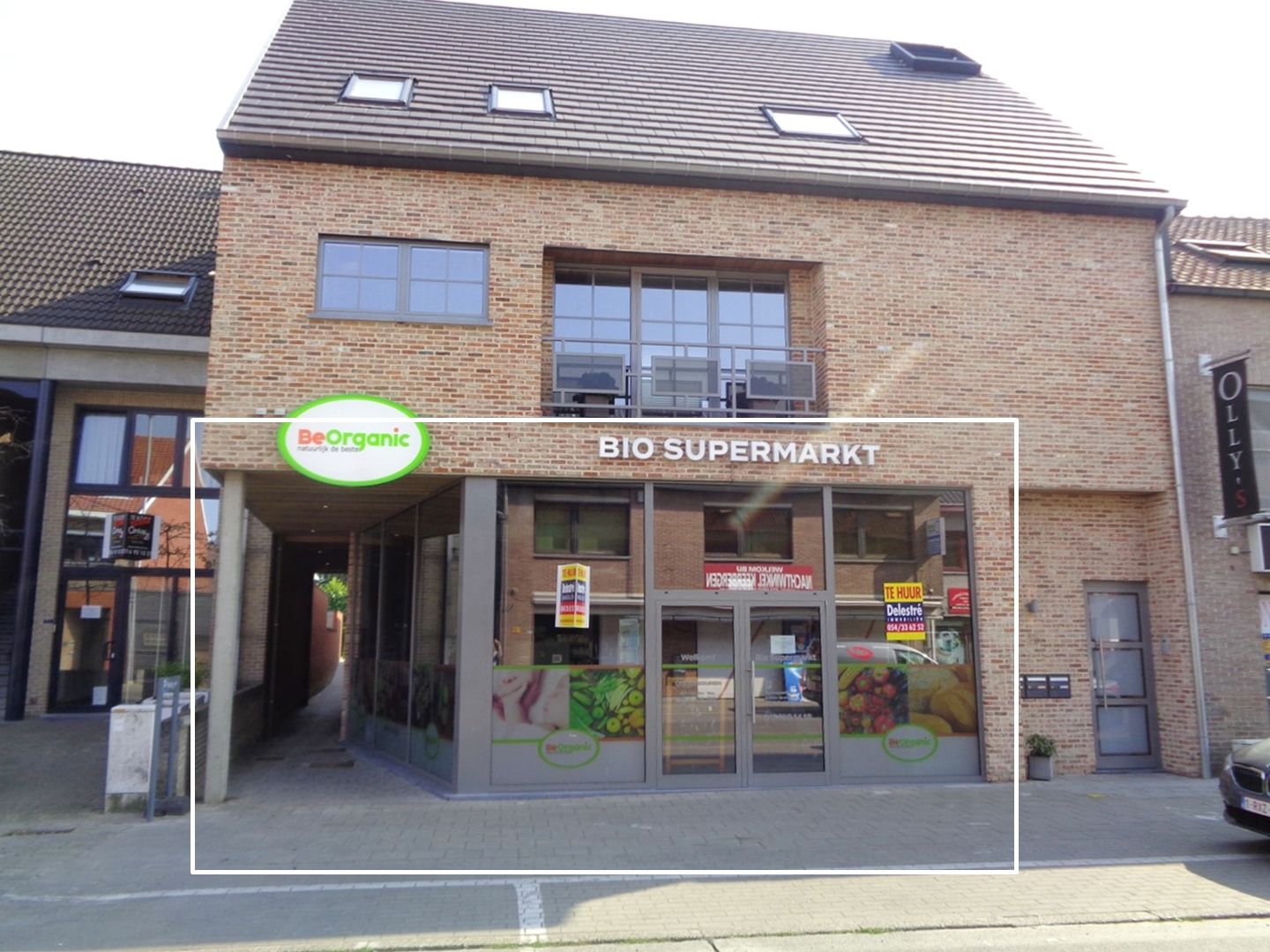 Nieuwbouw winkel/kantoor Keerbergen foto {{pictureIndex}}