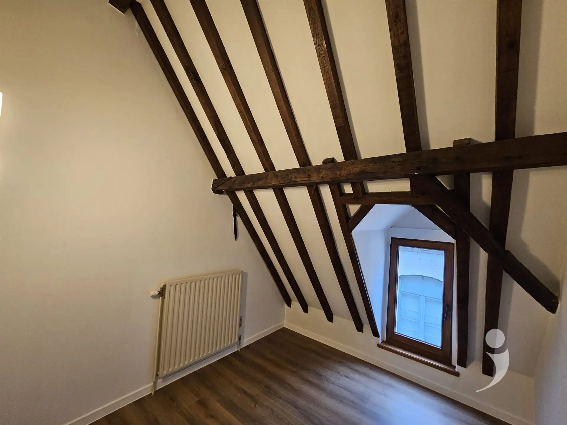 Gerenoveerd huis met historisch karakter foto 15