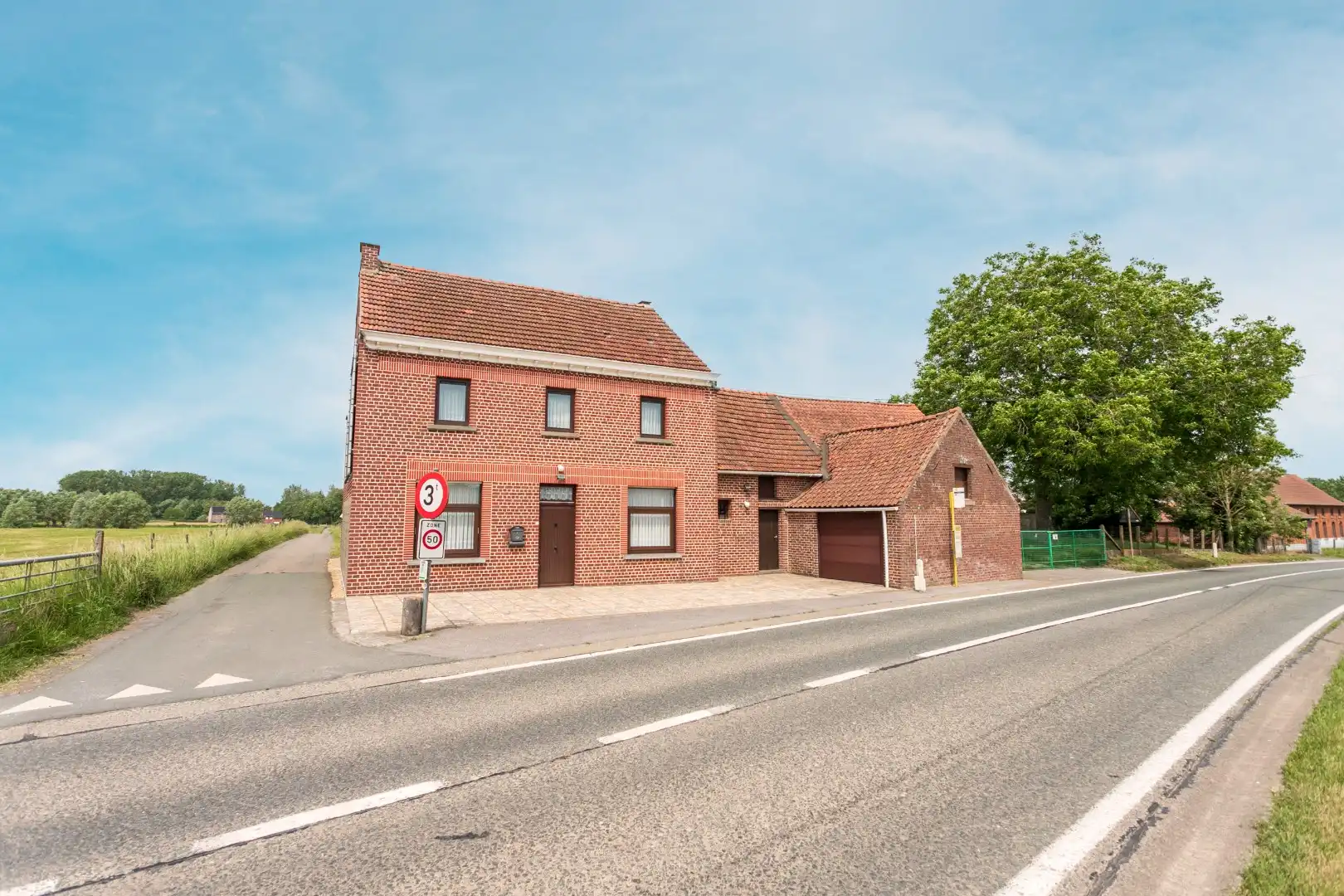 Hoofdfoto van de publicatie: Authentieke hoeve in het landelijke Oetingen