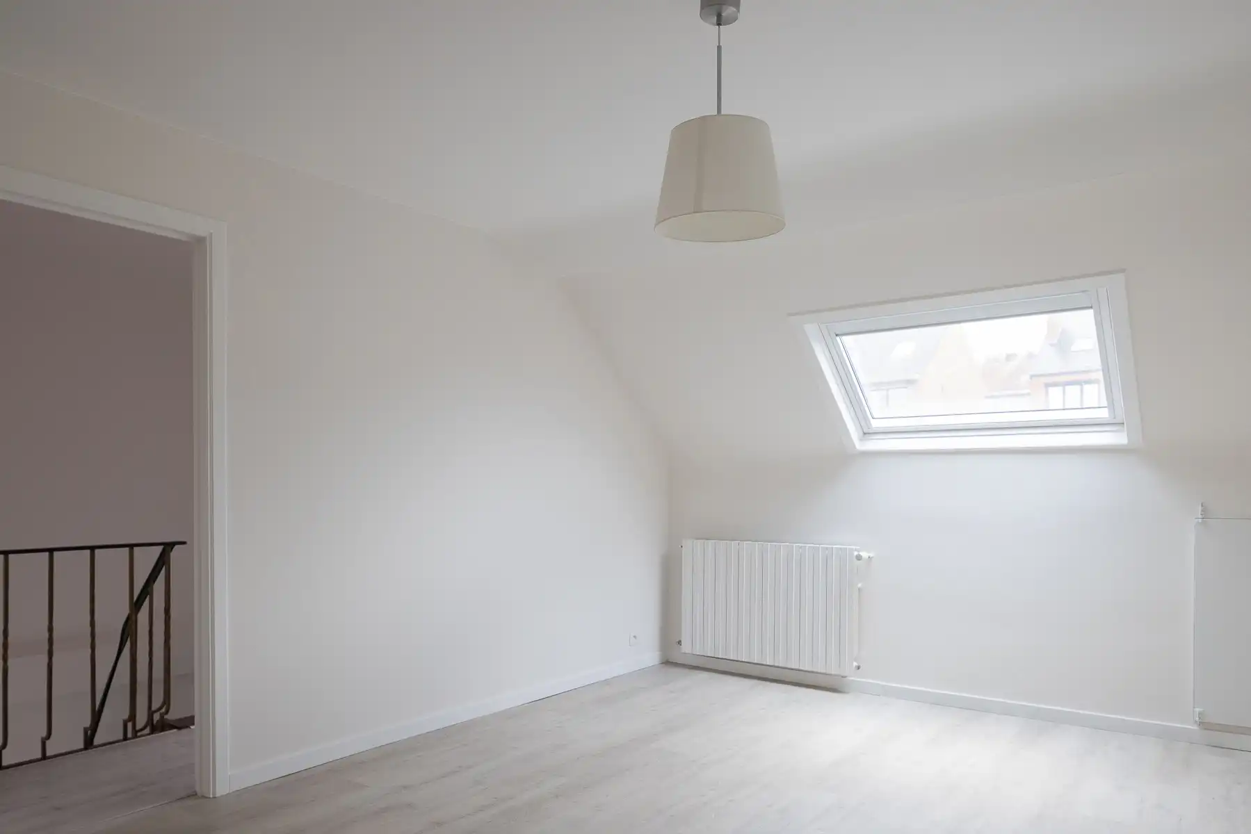 Woning met verzorgde tuin foto 16