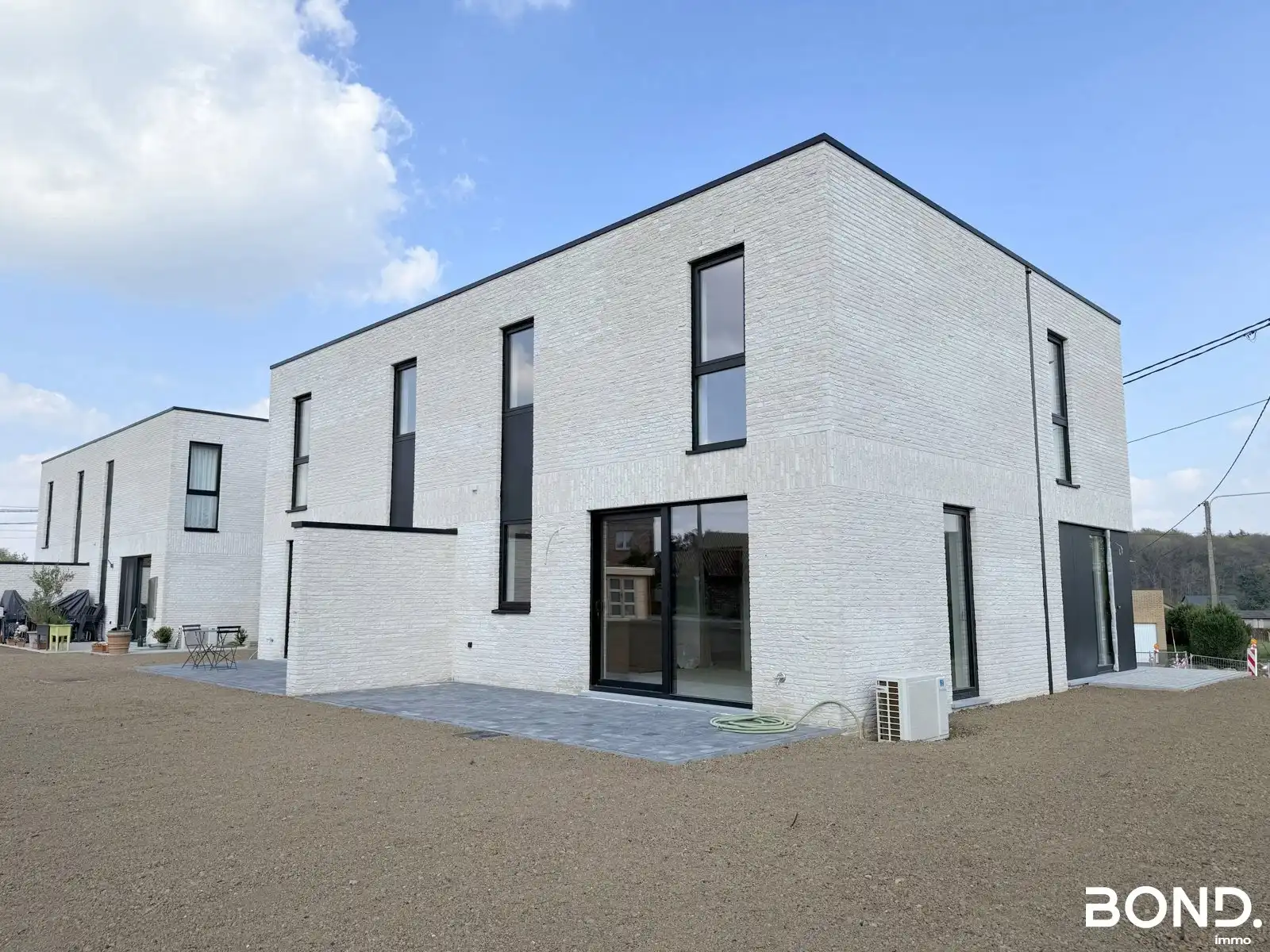 Instapklare nieuwbouwwoning op gunstige locatie!  foto 14