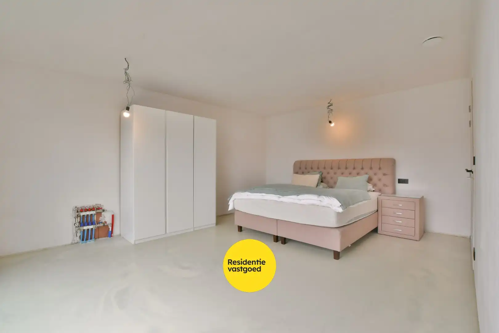 Exclusieve koppelvilla van 348 m² met 6 slaapkamers in rustige woonwijk foto 14