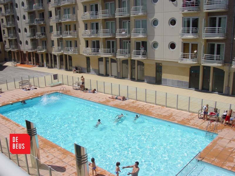 Penthouse duplex met 3 slpk en 3 terrassen pal aan zee, met zwembad in residentie ! foto 2