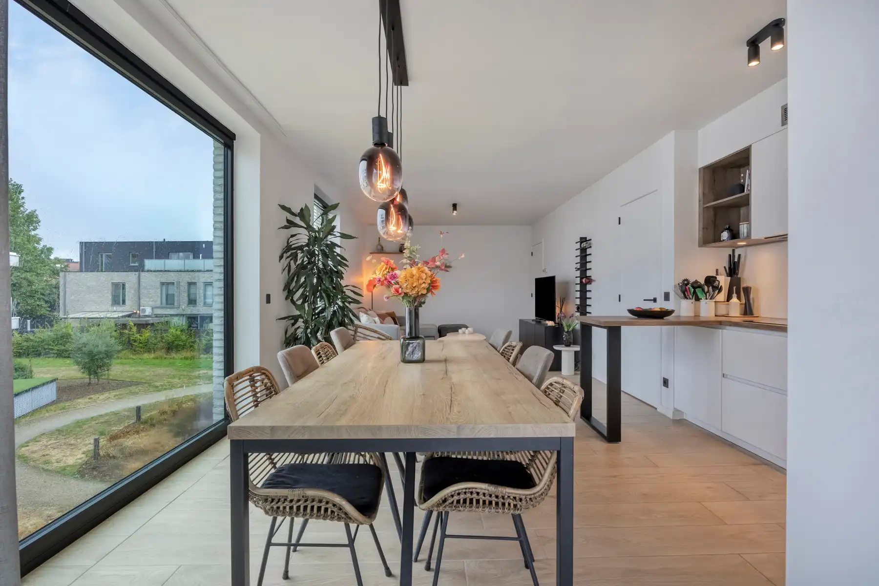 Lichtrijk BEN-appartement met 2 slaapkamers en zonnig terras foto 12