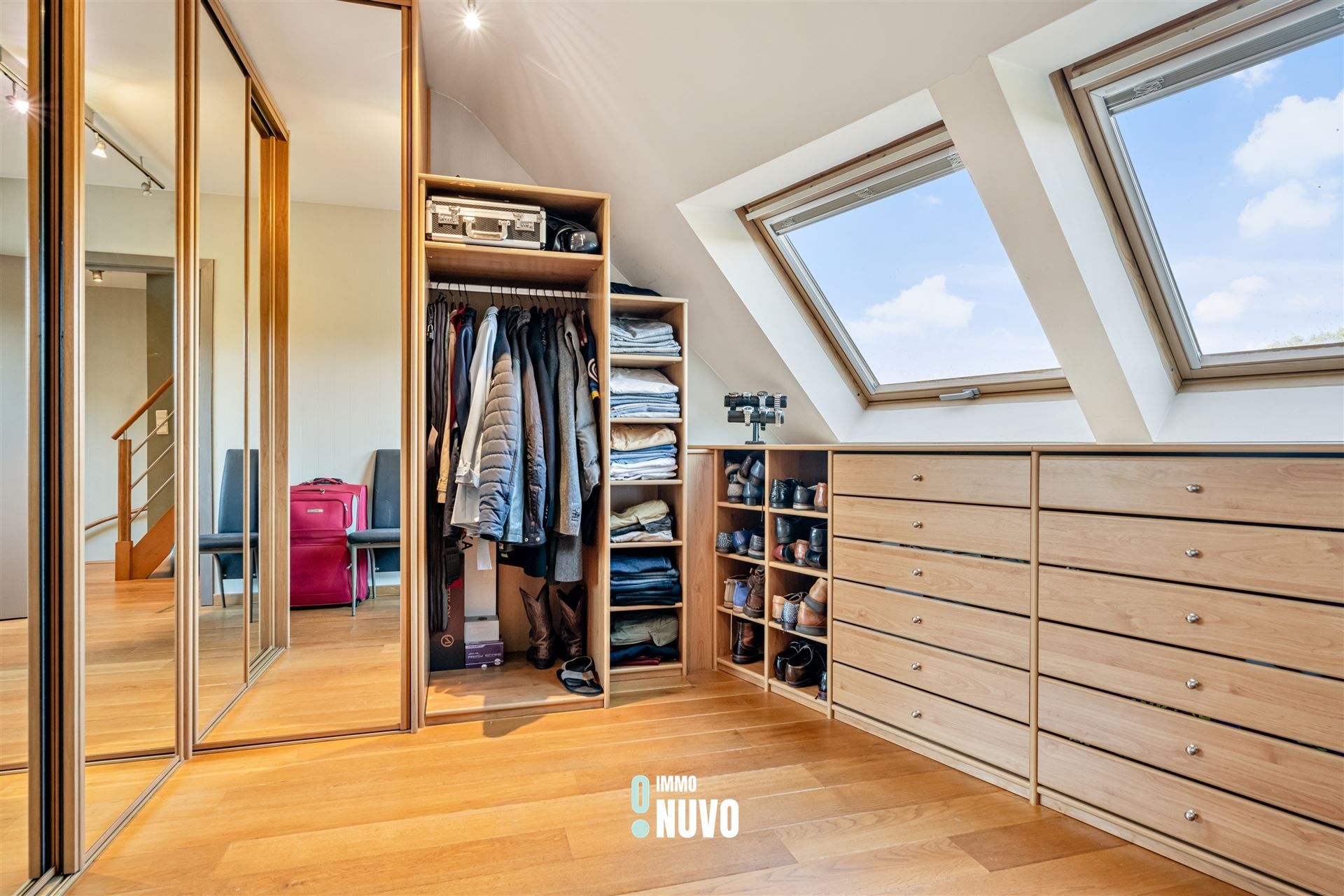 Penthouse met veel lichtinval en indrukwekkend uitzicht foto 9