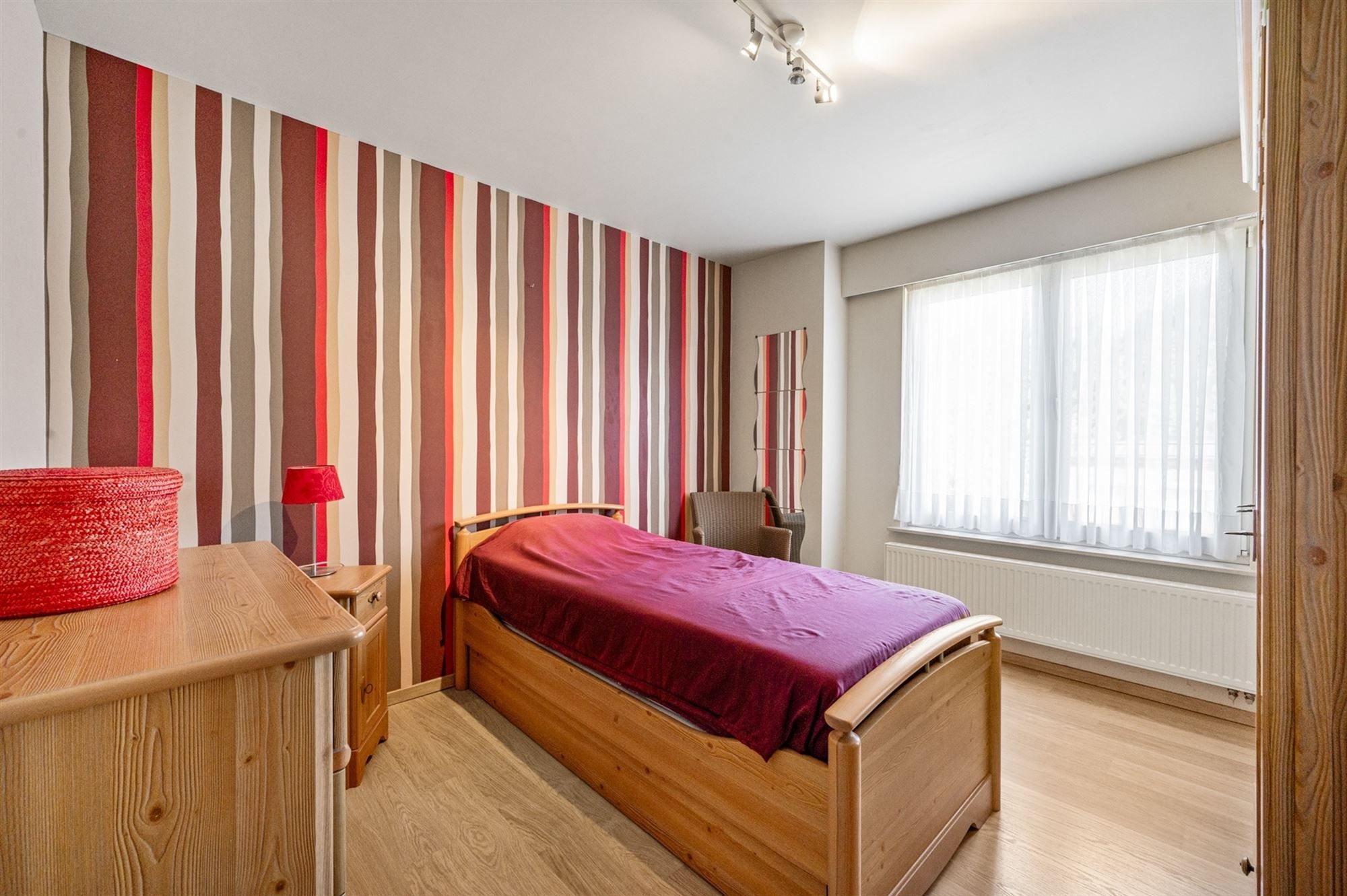Ruim twee-slaapkamerappartement te Beerzel foto 9
