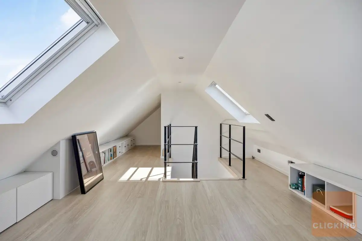 Hidden penthouse met terras en dubbele garage foto 16