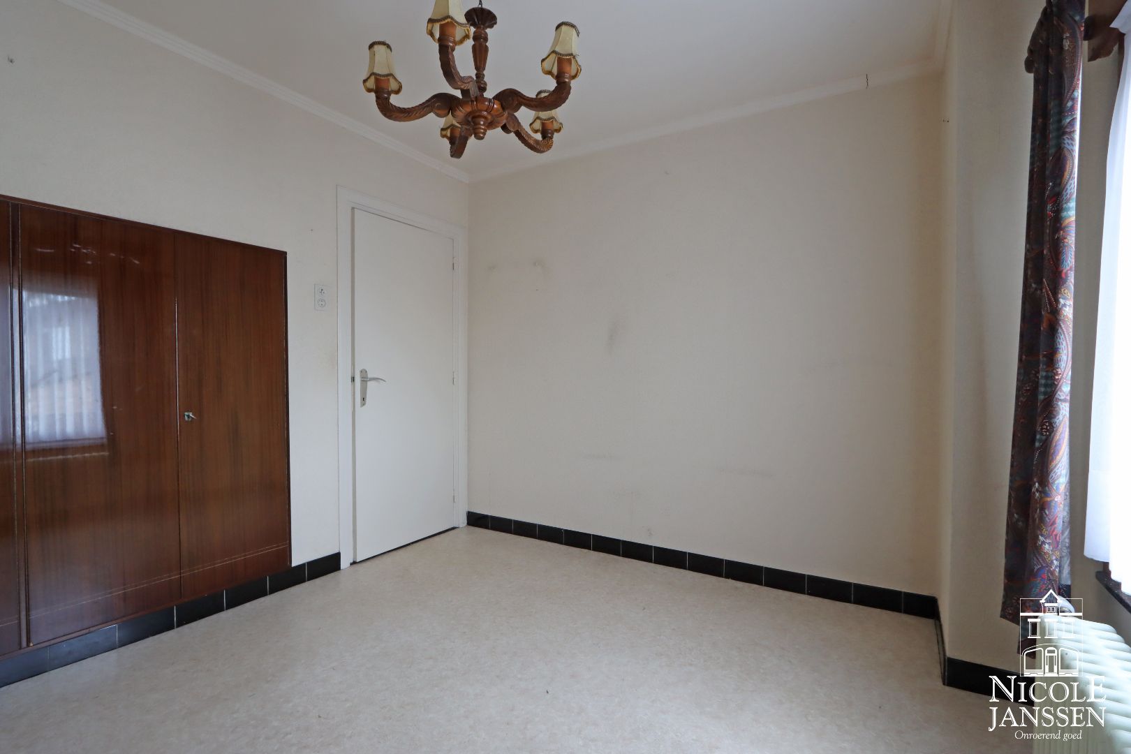 Mooi verzorgde split-level woning op unieke locatie in het mooie Aldeneik foto 22