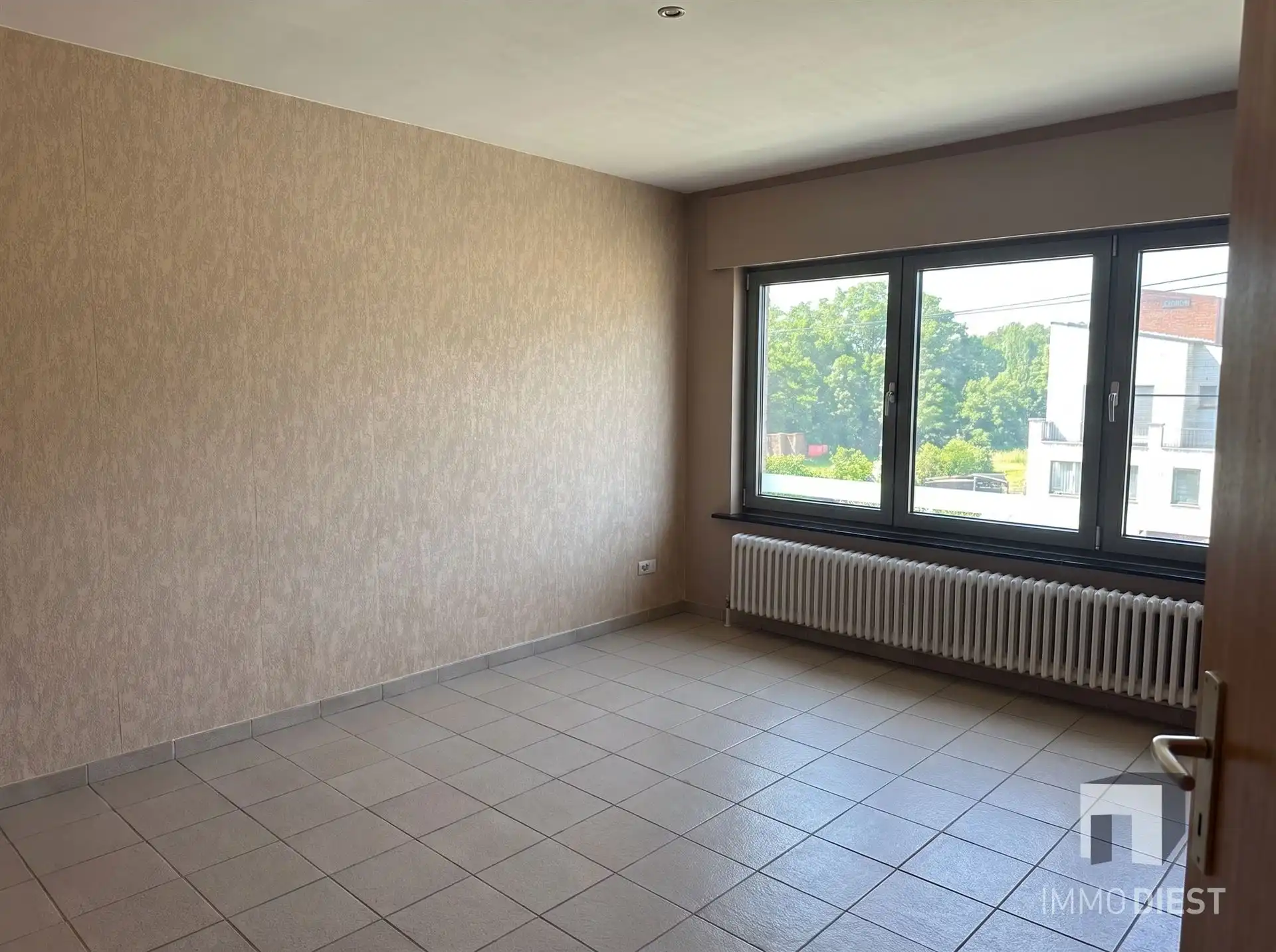 Verzorgde woning met 3 slpks, garage en zonnige tuin foto 12