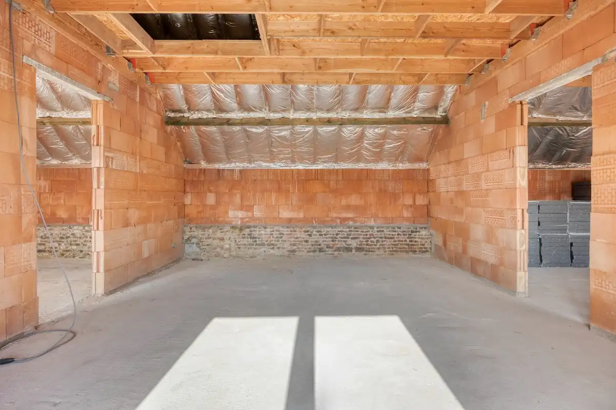 Ruime casco woning foto 12
