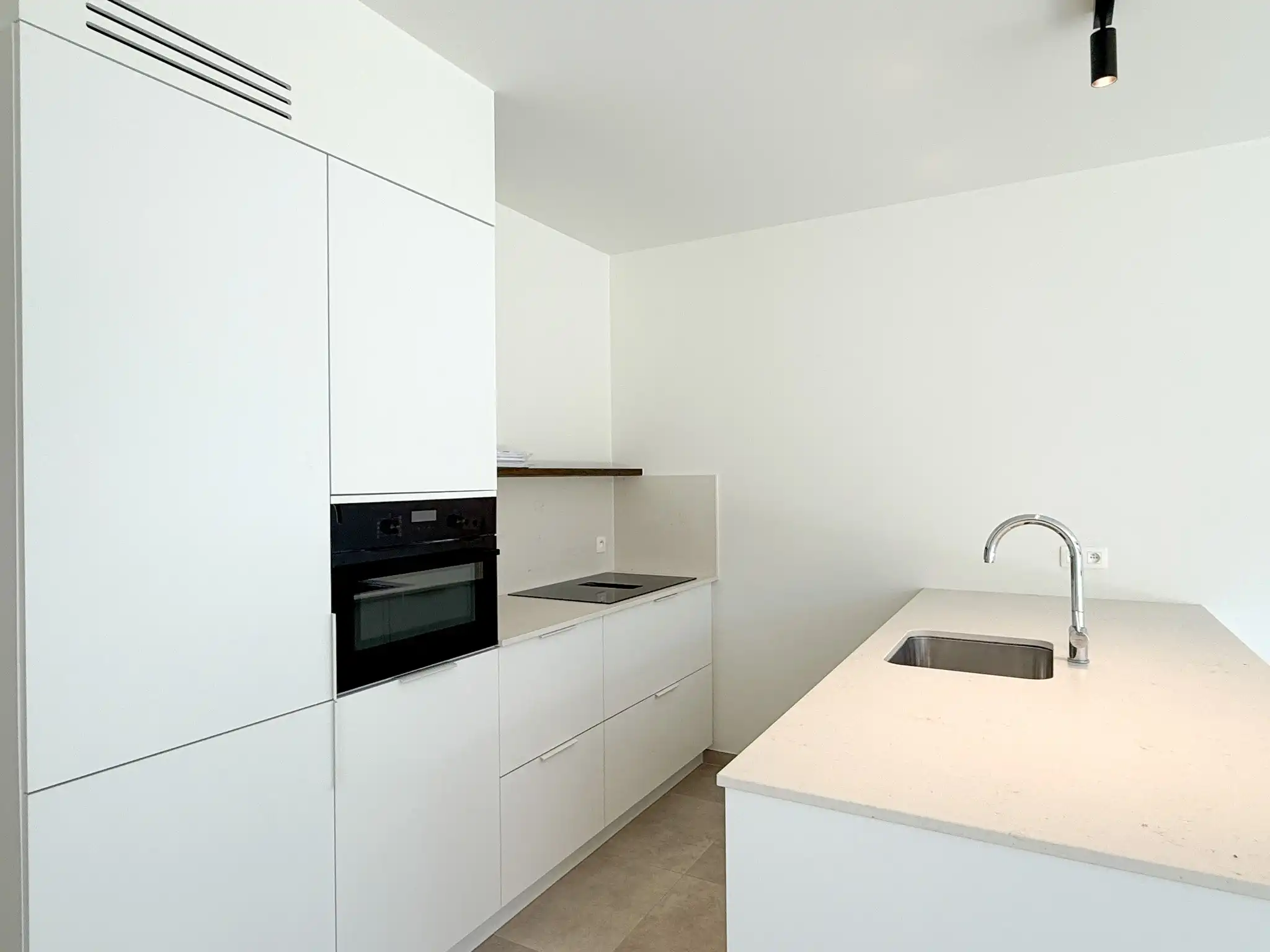 Gelijkvloers nieuwbouwappartement met tuin en twee slaapkamers foto 3