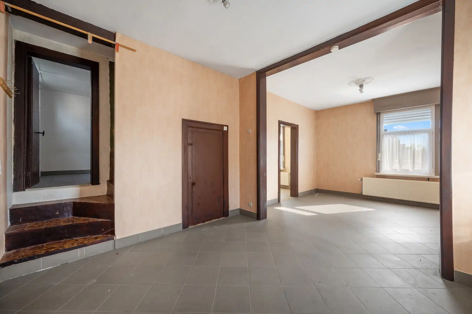 Te renoveren pand met magazijnen te BEERZEL foto 5