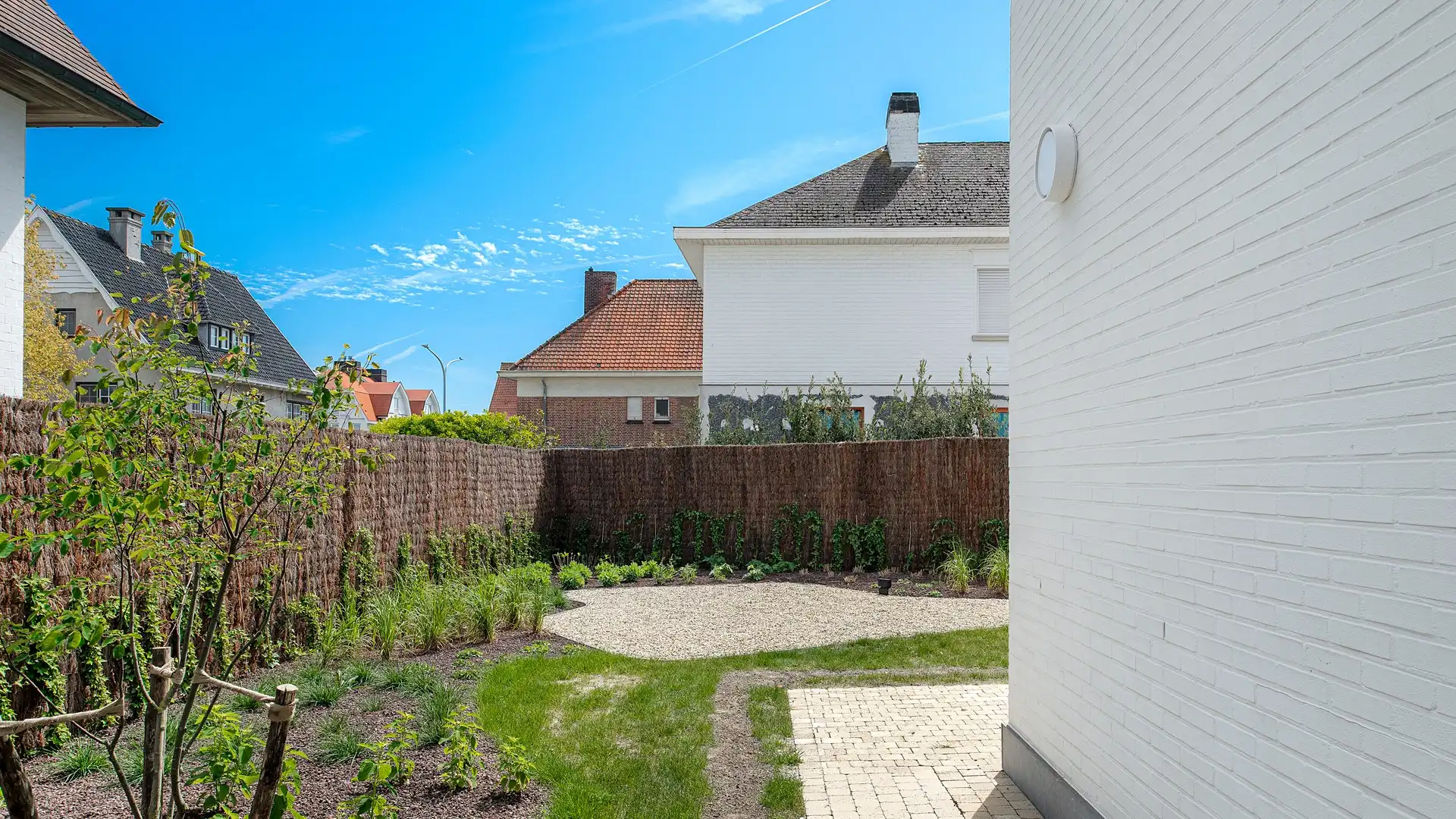 Exclusief gerenoveerde villa op een absolute toplocatie foto 2