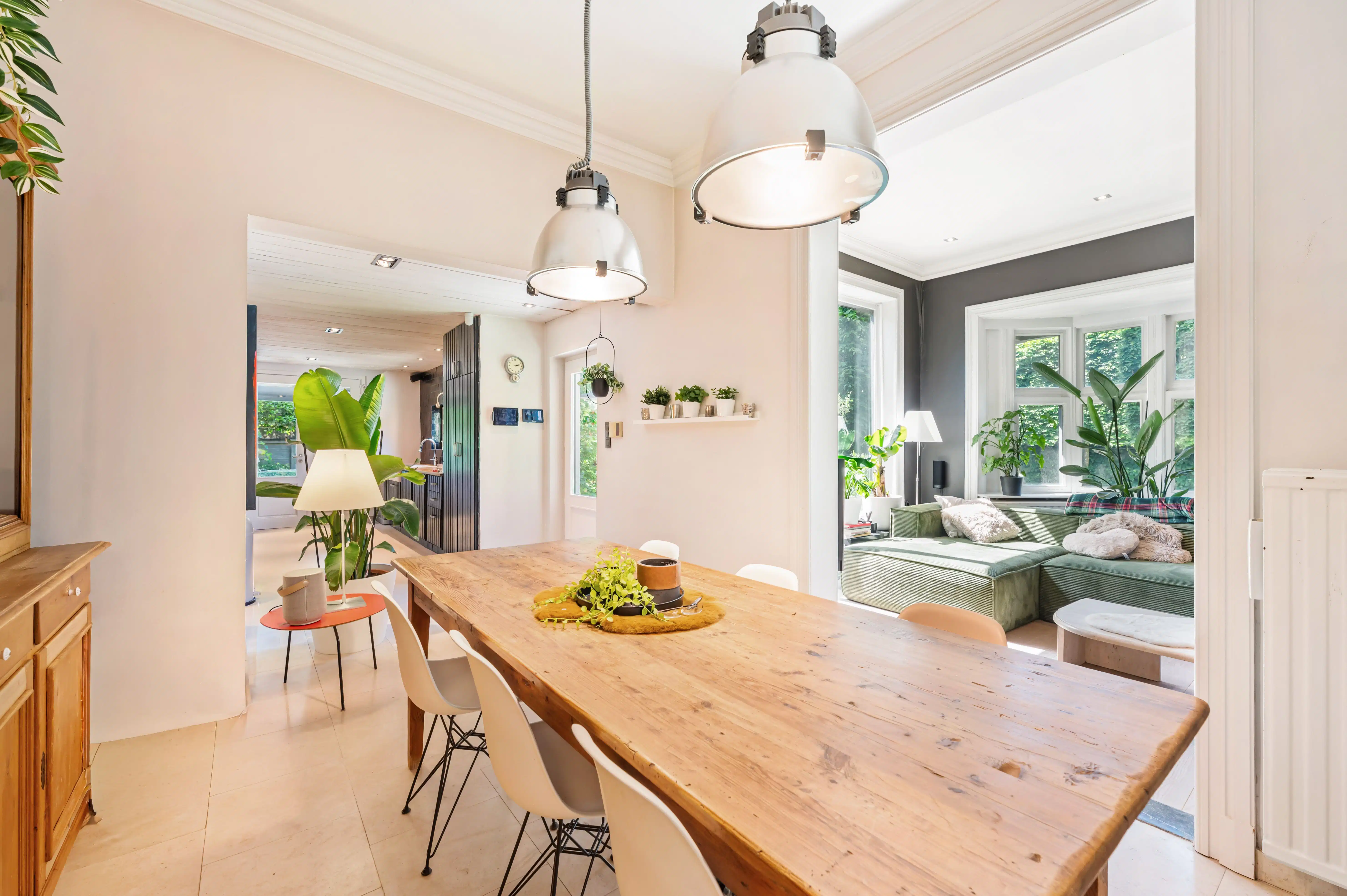 Karaktervolle herenwoning met verwarmd zwembad in hartje Kapellen. foto 12