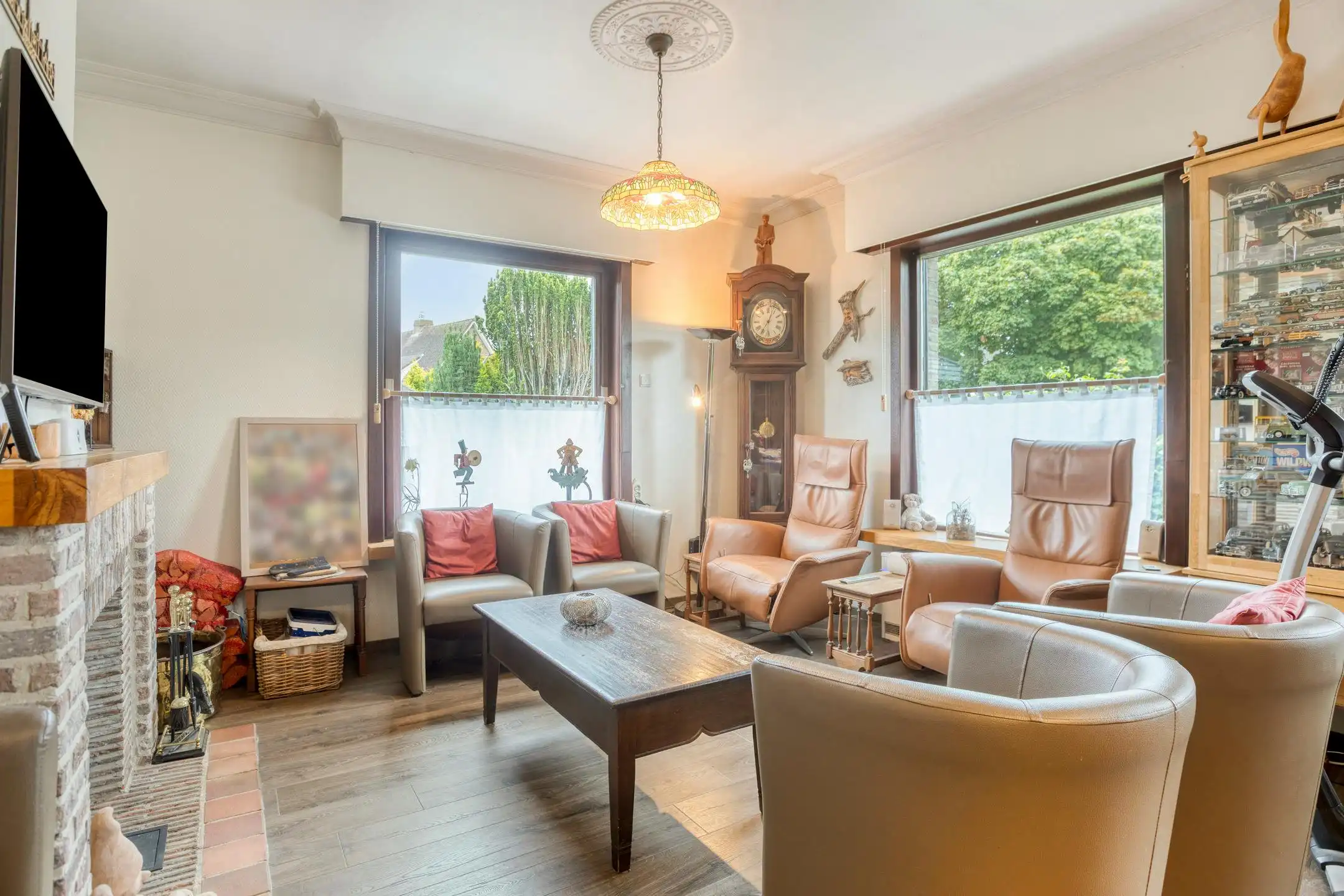 Ruime en lichtrijke bungalow te koop aan de stadsrand van Brugge foto 4