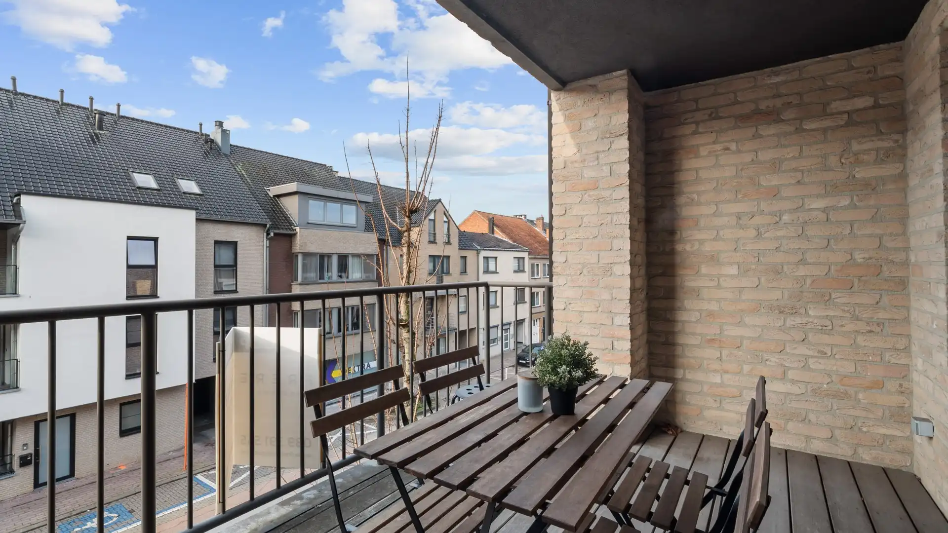 Instapklaar appartement vlakbij Genk centrum foto 16
