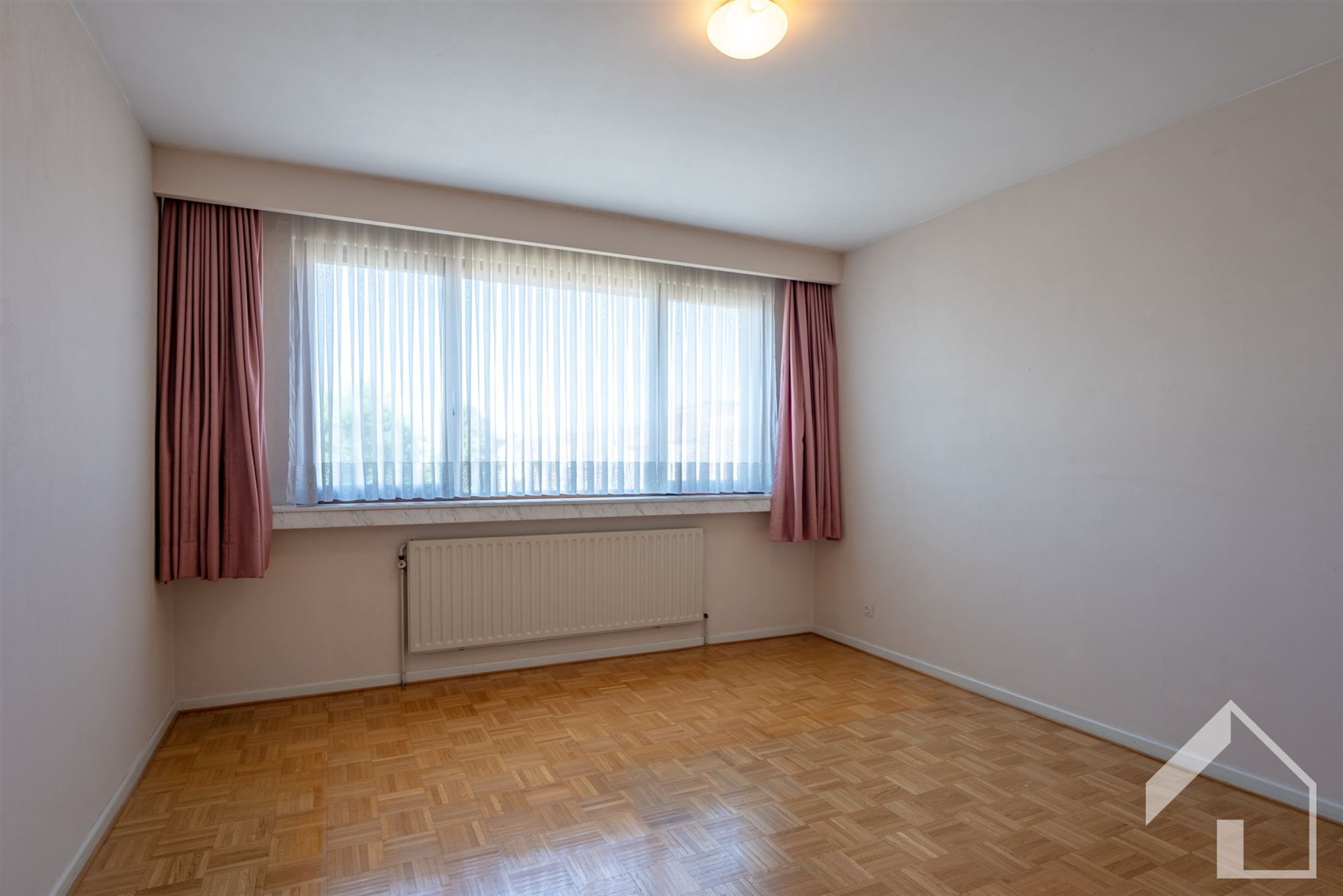 Ruim verzorgd appartement in het hart van Schoten foto 8