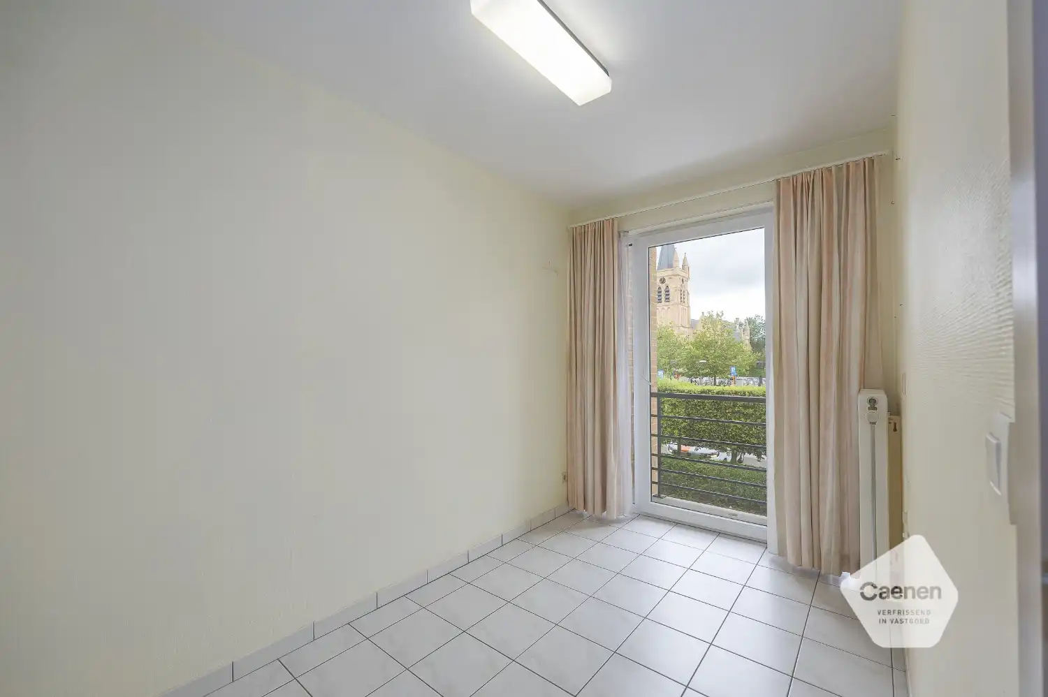 Ruim woonappartement met zongericht, groot terras foto 9