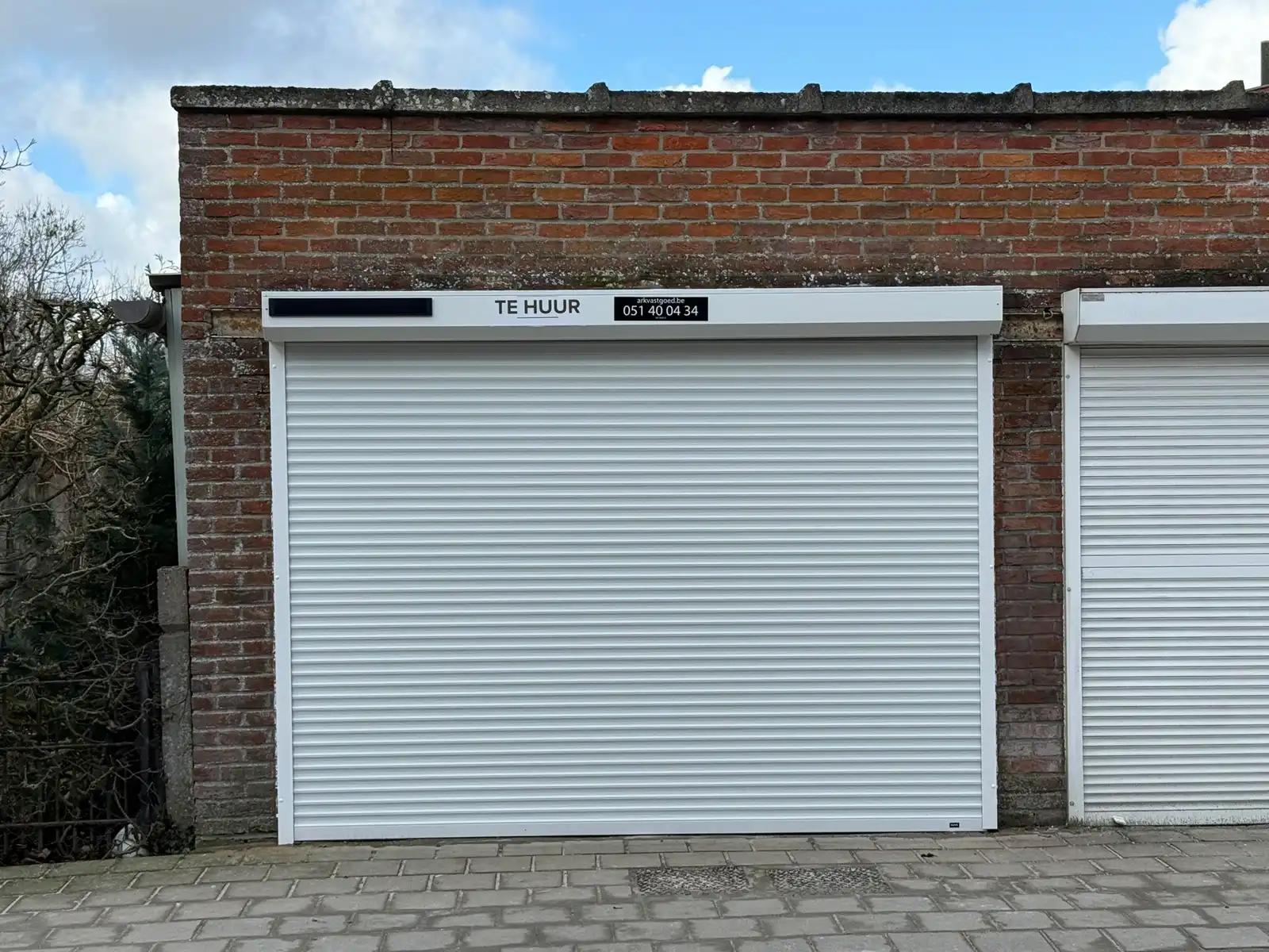 Garage gelegen in het centrum van Tielt, nabij de markt. foto 3