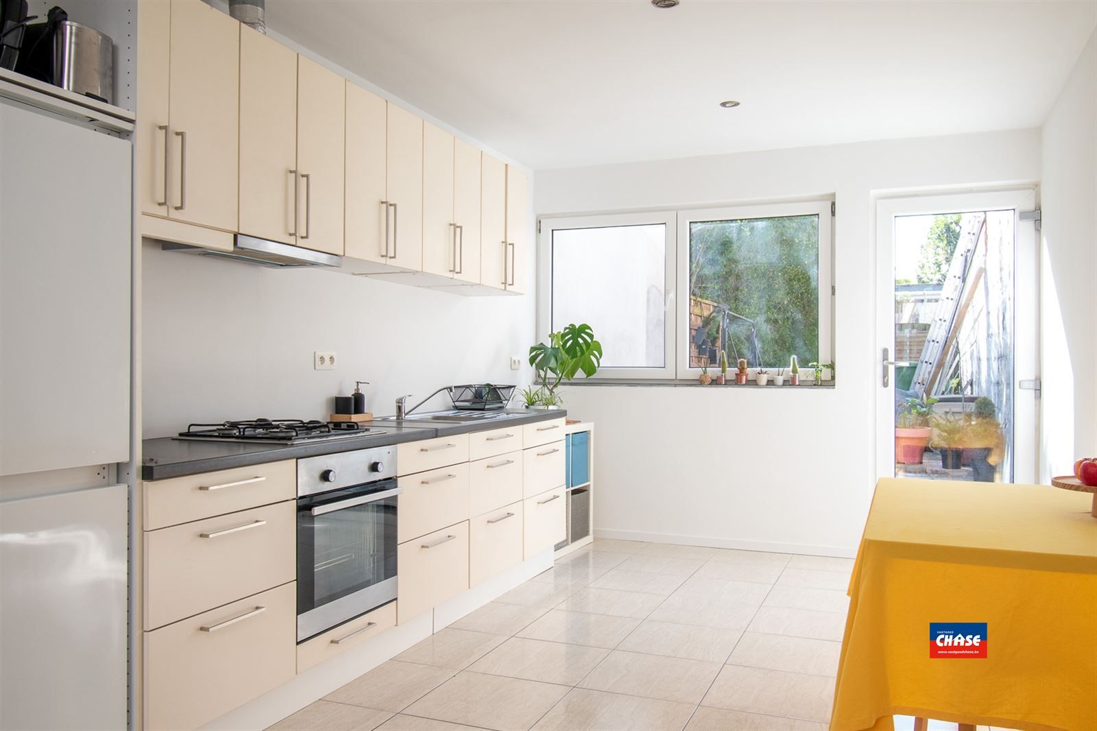 Rijwoning met 2 à 3 slaapkamers en tuin foto 6