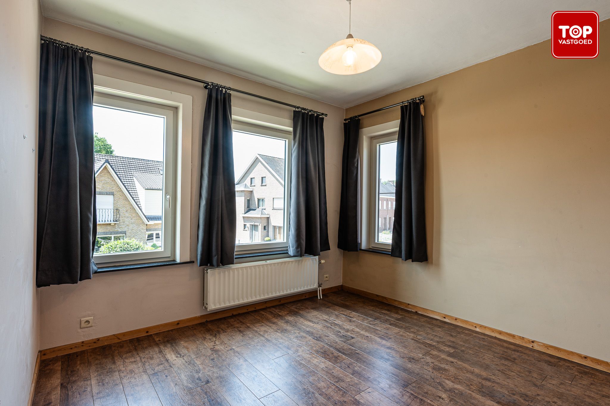 HOB met 3 slaapkamers en prachtige tuin foto 21